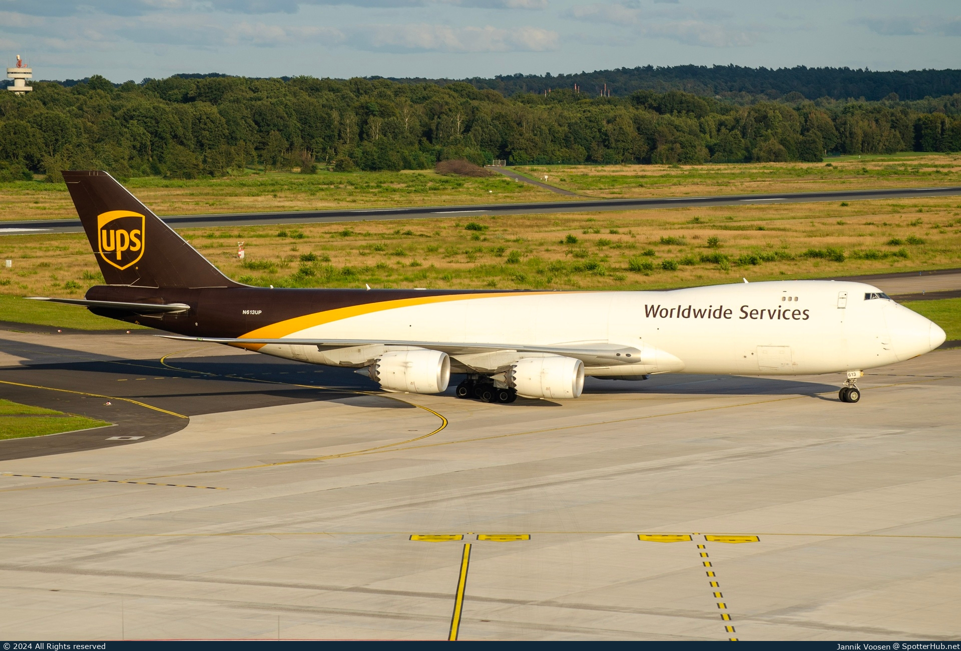 Photo of N613UP - Boeing 747-8F operated by UPS United Parcel Service