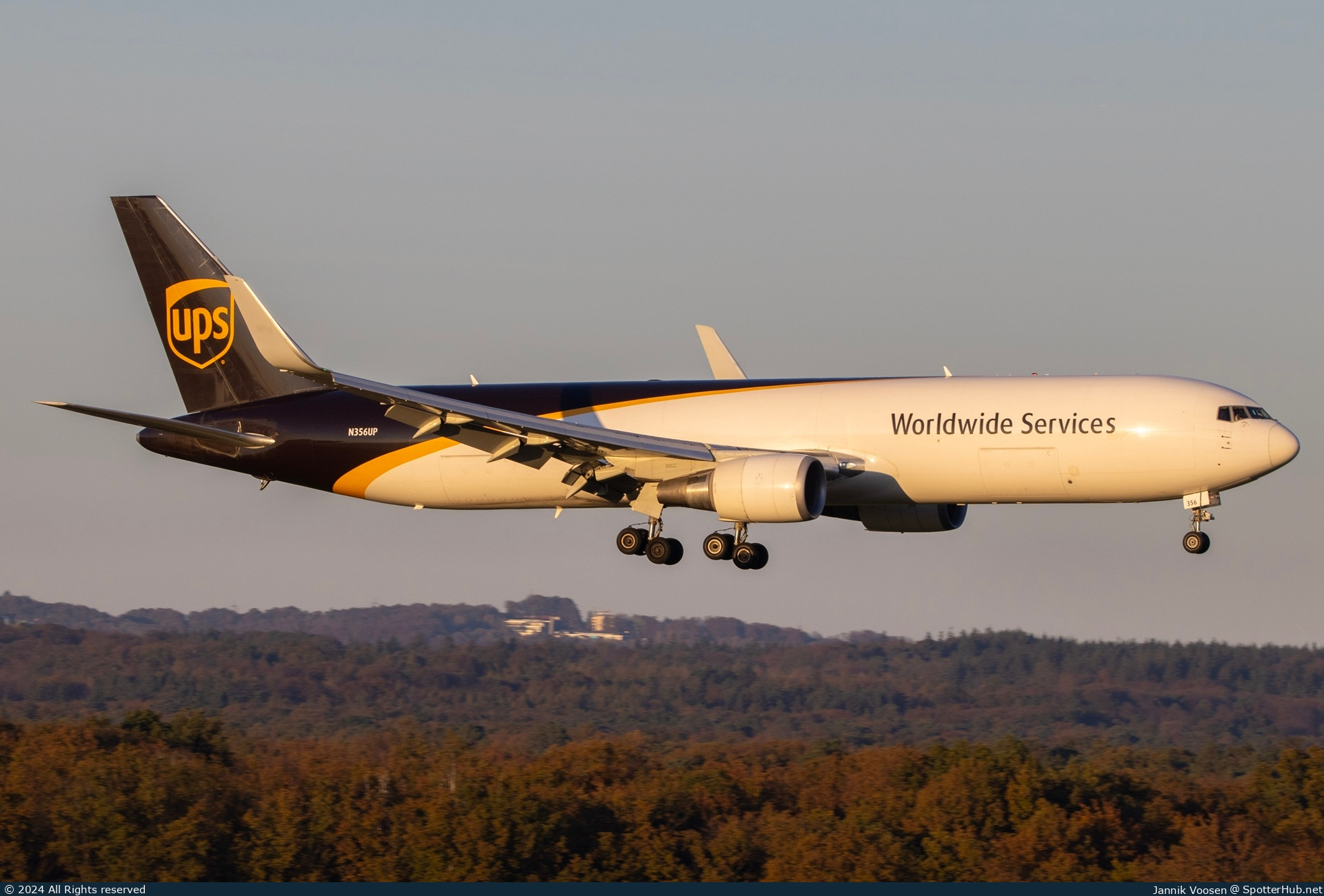 Photo of N356UP - Boeing 767-34AF operated by UPS United Parcel Service
