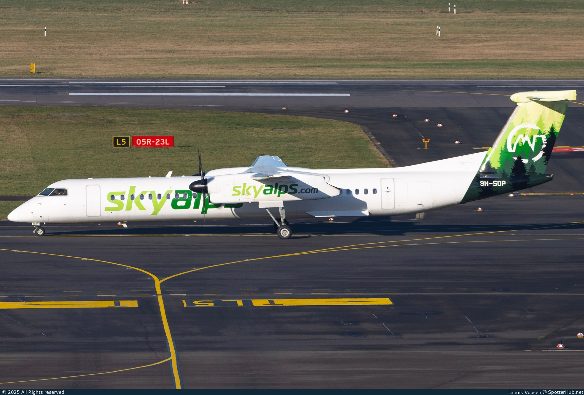 Photo of 9H-SOP - Bombardier DHC-8-402 Dash 8 Q400 operated by SkyAlps