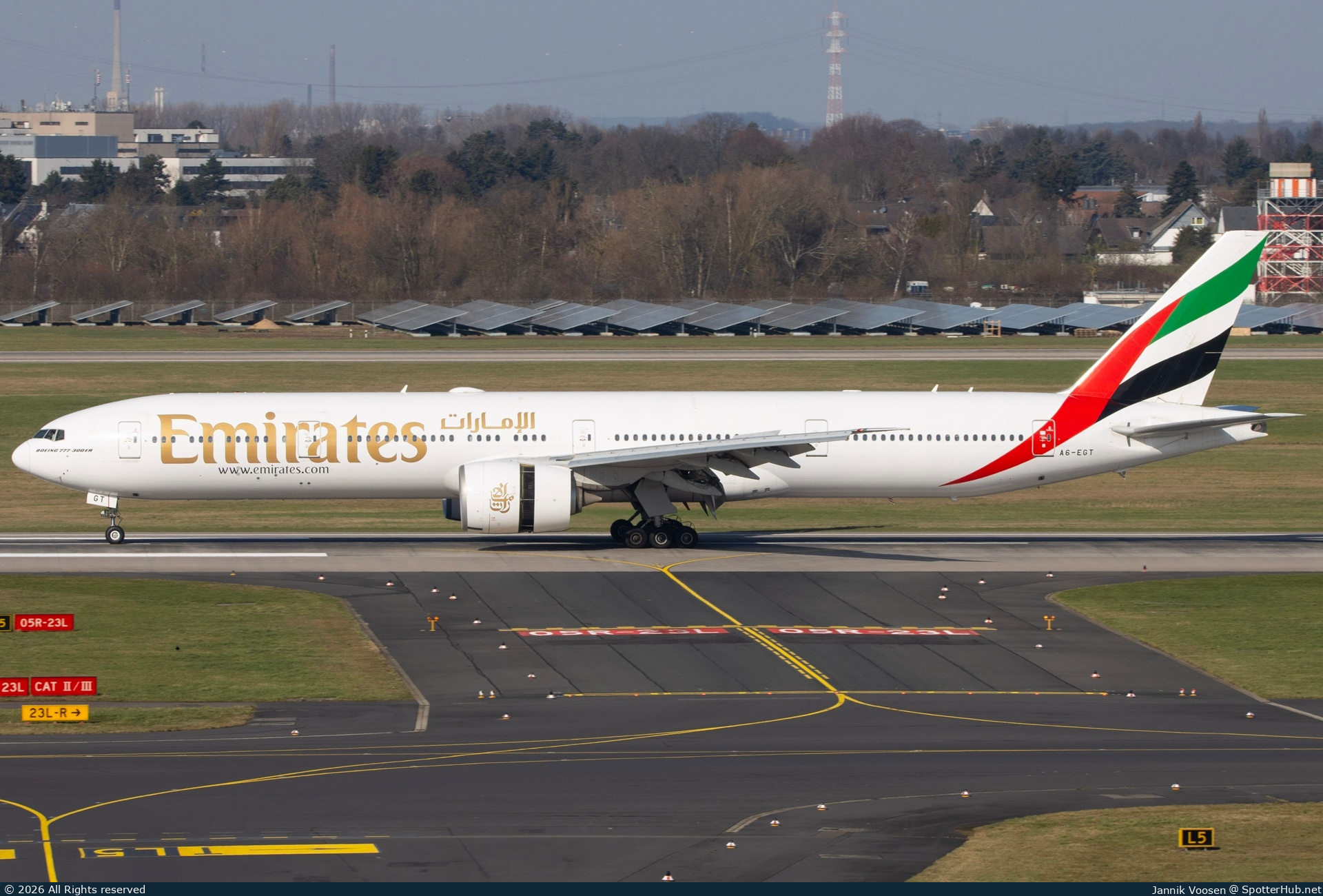 Photo of A6-EGT - Boeing 777-31H(ER) operated by Emirates