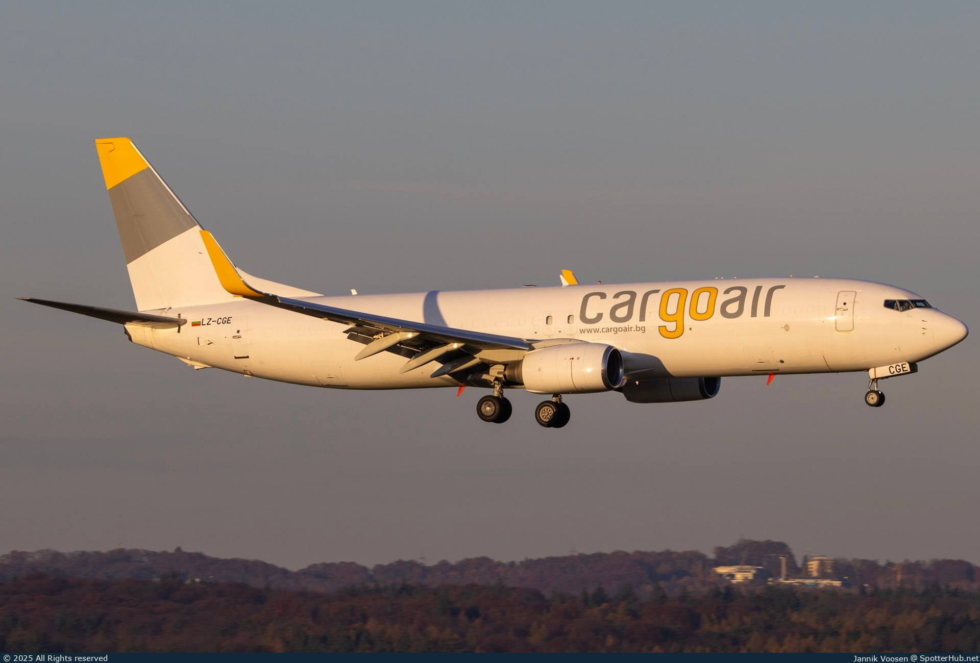 Photo of LZ-CGE - Boeing 737-86J(SF) operated by Cargoair