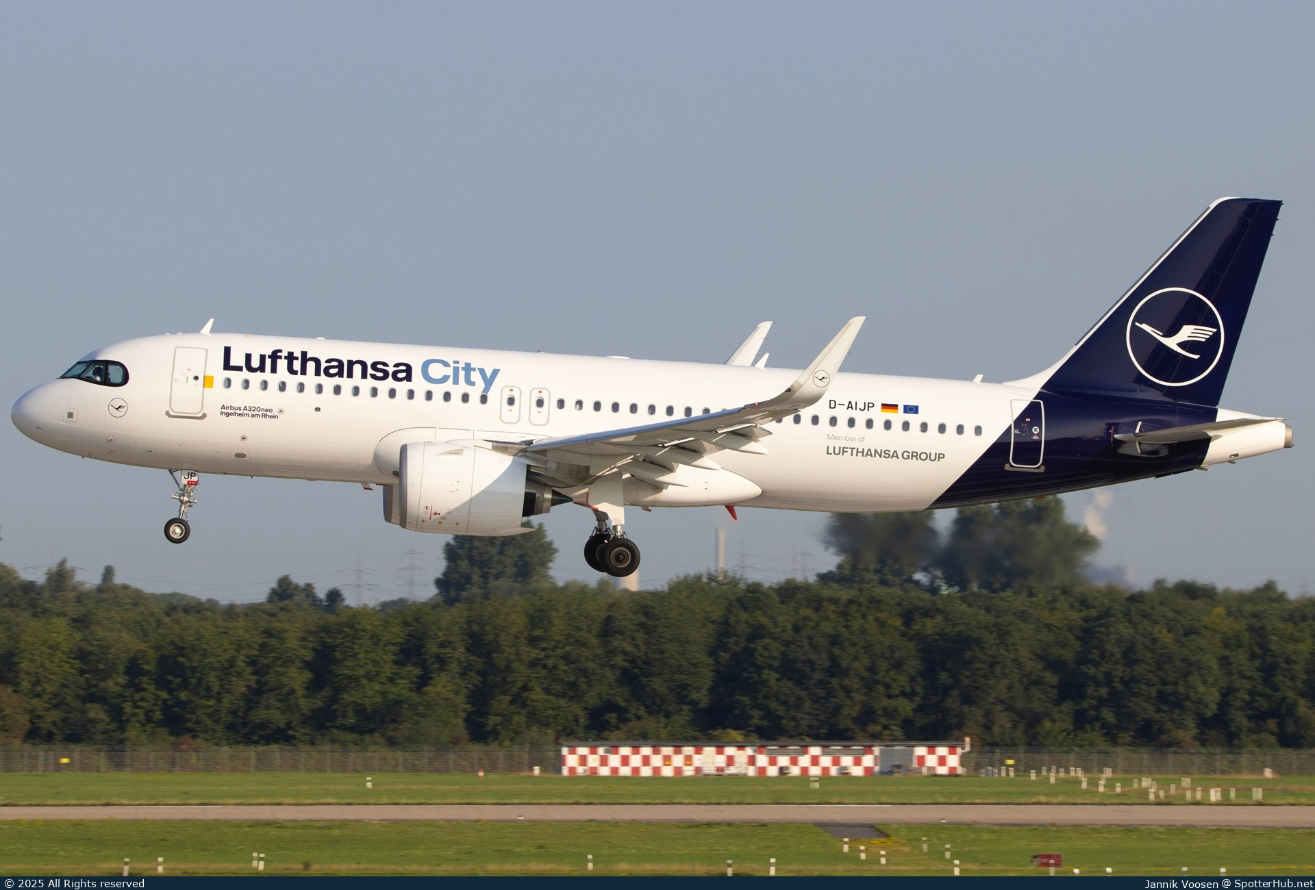 Photo of D-AIJP - Airbus A320-271N operated by Lufthansa City Airlines