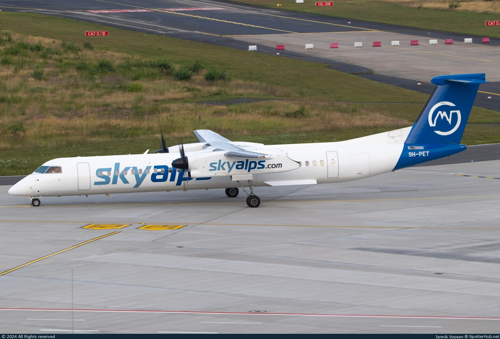 Photo of 9H-PET - Bombardier DHC-8-402 Dash 8 Q400 operated by SkyAlps