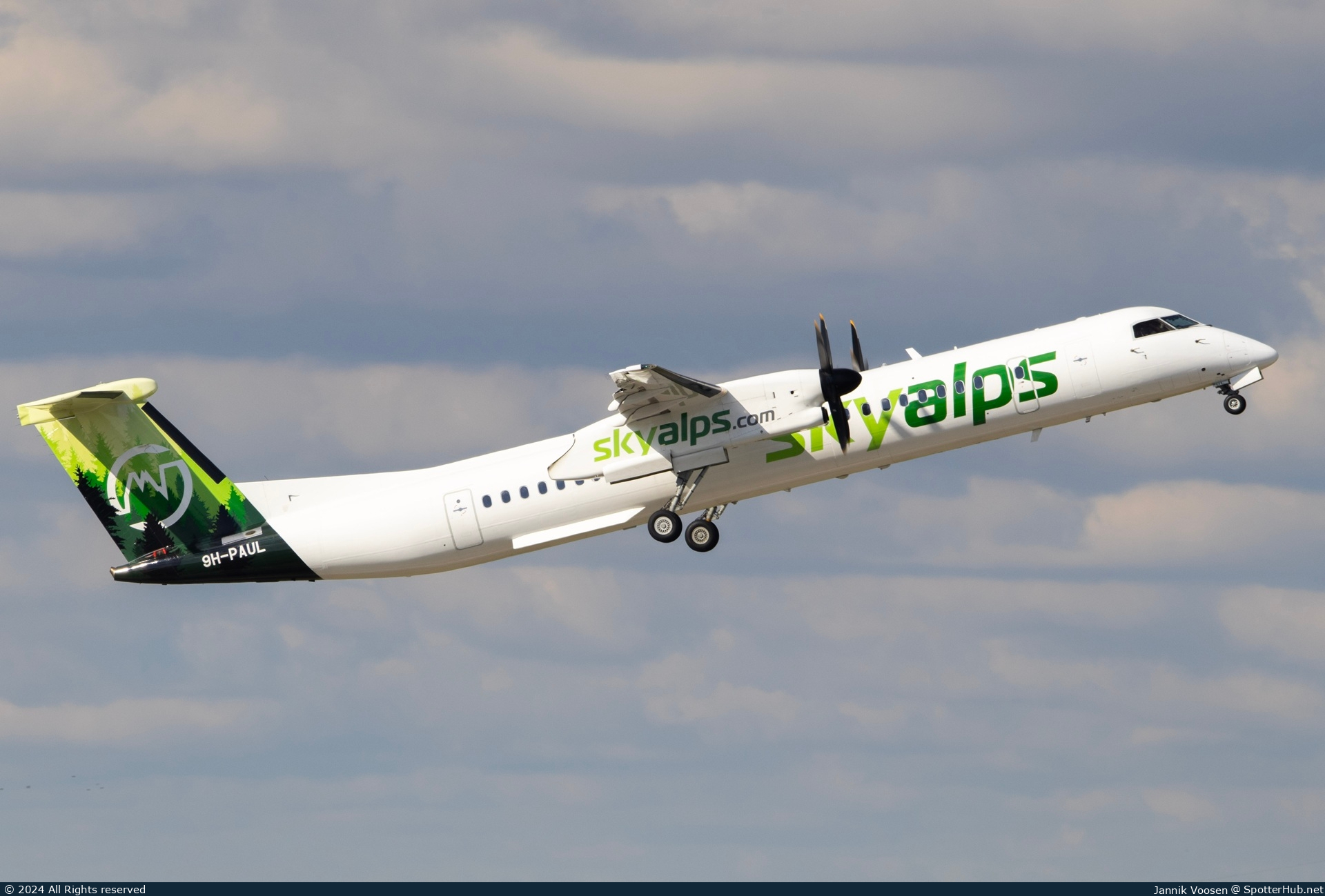 Photo of 9H-PAUL - Bombardier DHC-8-402 Dash 8 Q400 operated by SkyAlps