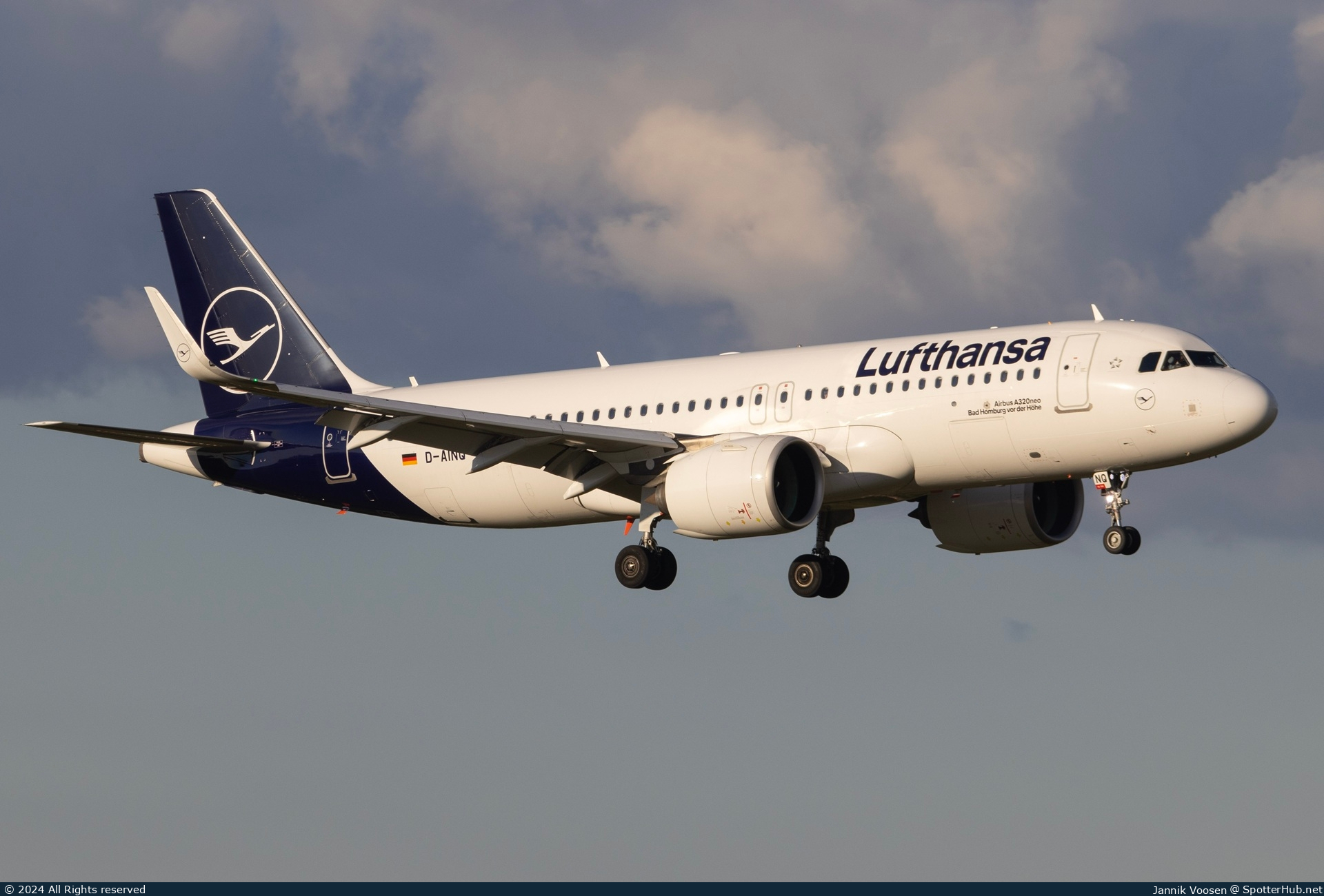 Photo of D-AINQ - Airbus A320-271N operated by Lufthansa