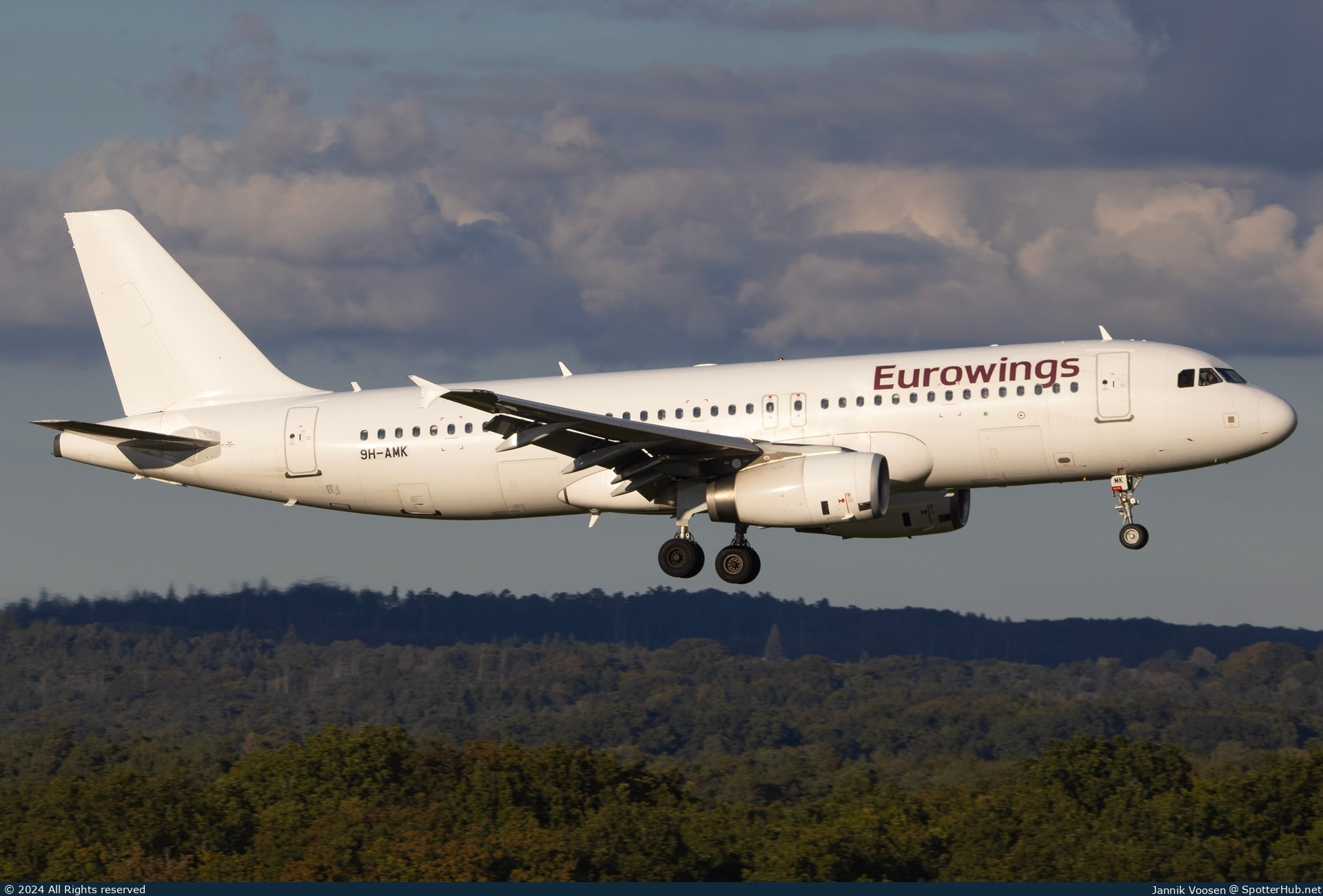 Photo of 9H-AMK - Airbus A320-232 operated by Eurowings (opb Avion Express Malta)