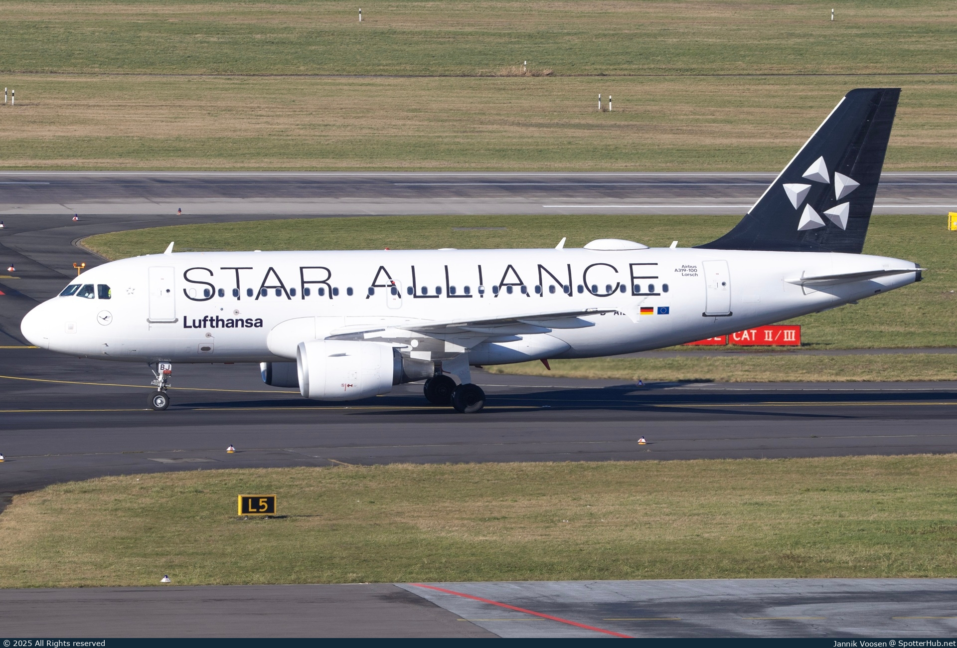 Photo of D-AIBJ - Airbus A319-112 operated by Lufthansa
