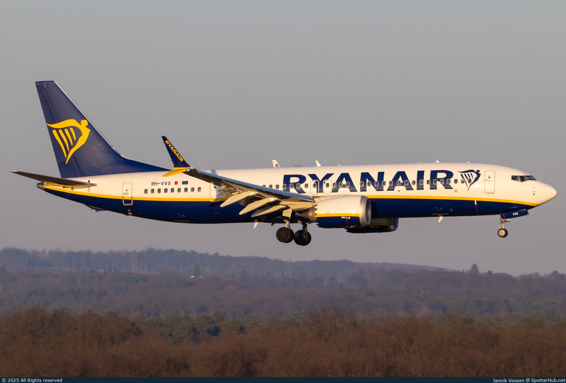 Photo of 9H-VVS - Boeing 737 MAX 8-200 operated by Ryanair (opb Malta Air)