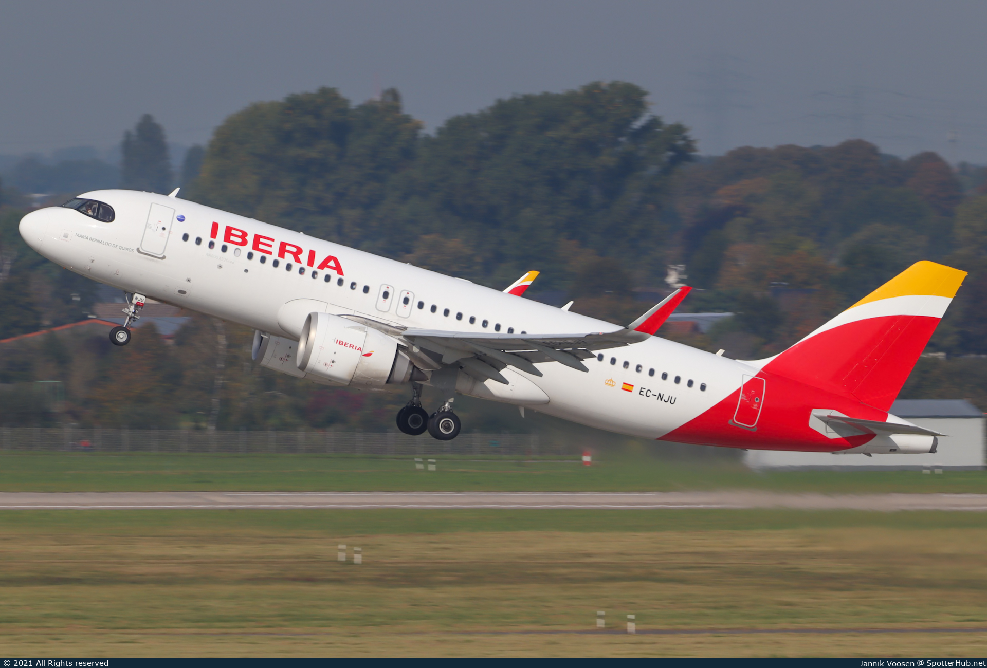 Photo of EC-NJU - Airbus A320-251N operated by Iberia
