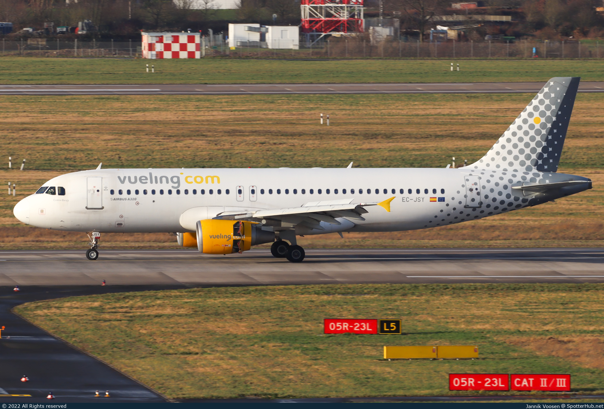 Photo of EC-JSY - Airbus A320-214 operated by Vueling