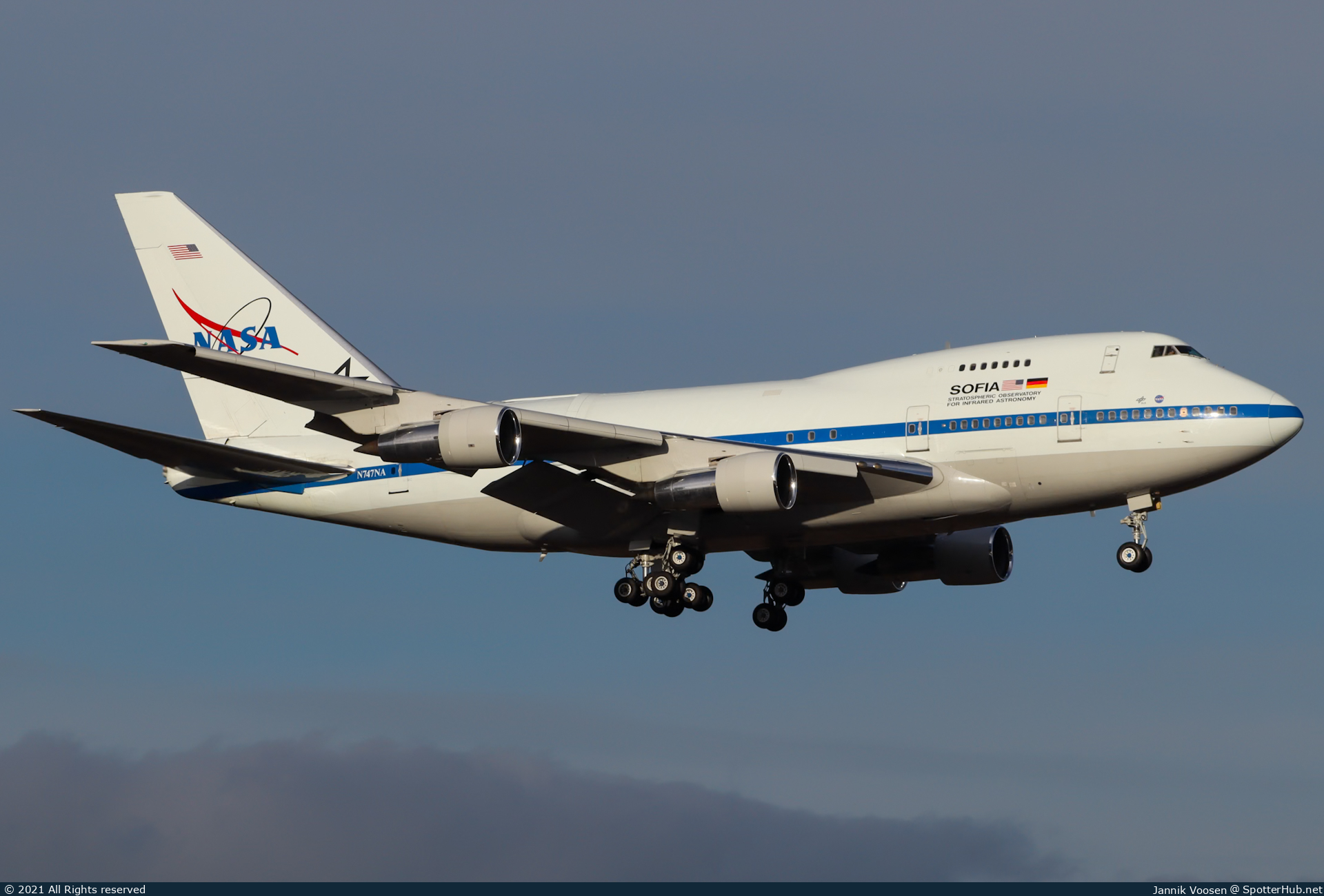 Photo of N747NA - Boeing 747SP-21 operated by NASA National Aeronautics and Space Administration