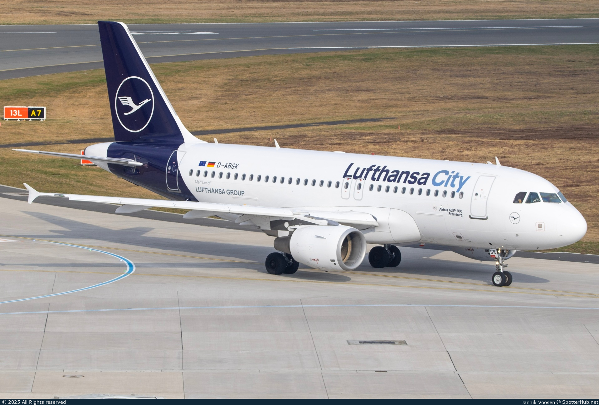 Photo of D-ABGK - Airbus A319-112 operated by Lufthansa City Airlines