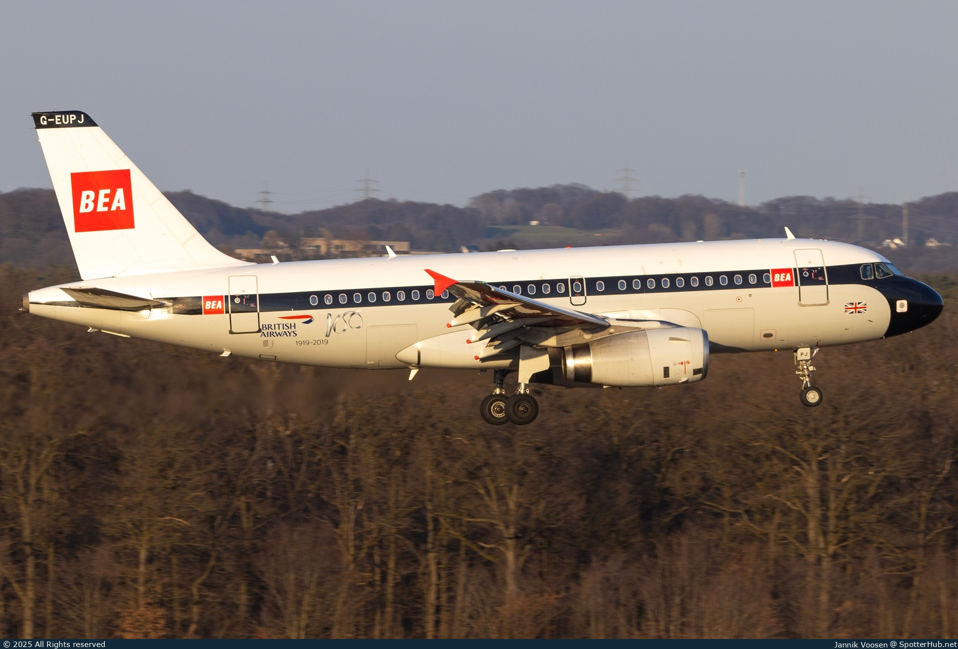 Photo of G-EUPJ - Airbus A319-131 operated by British Airways