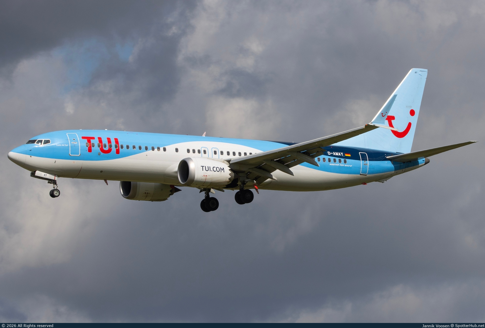 Photo of D-AMAY - Boeing 737 MAX 8 operated by TUIfly