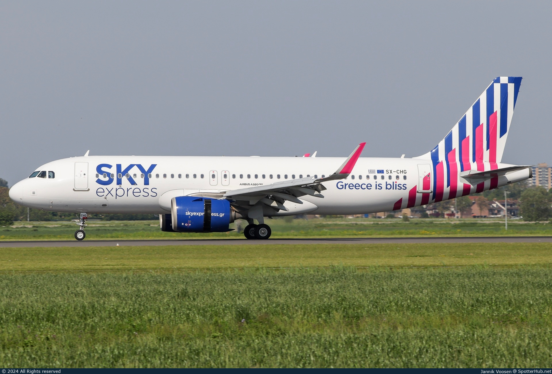 Photo of SX-CHG - Airbus A320-251N operated by Sky Express