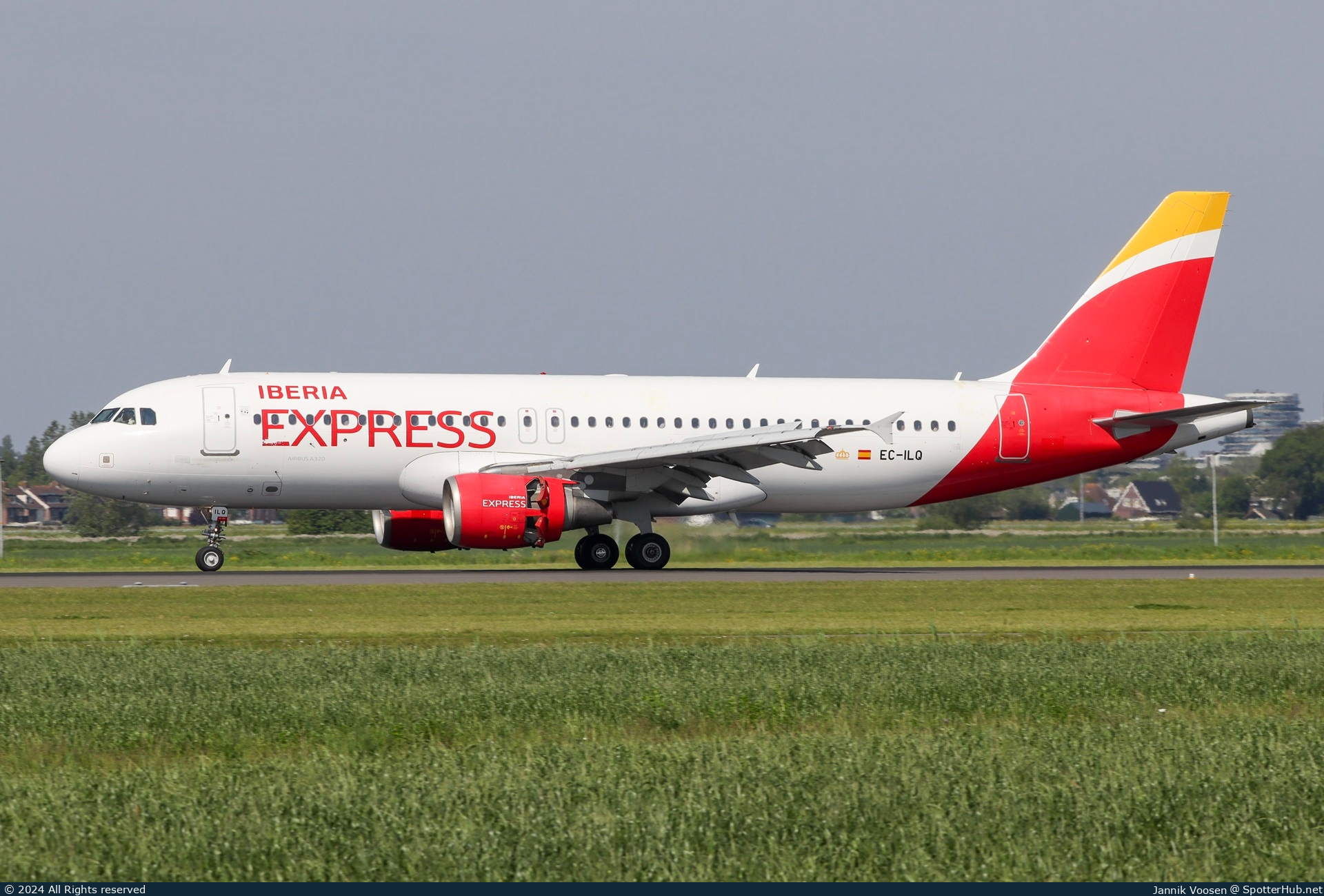 Photo of EC-ILQ - Airbus A320-214 operated by Iberia Express