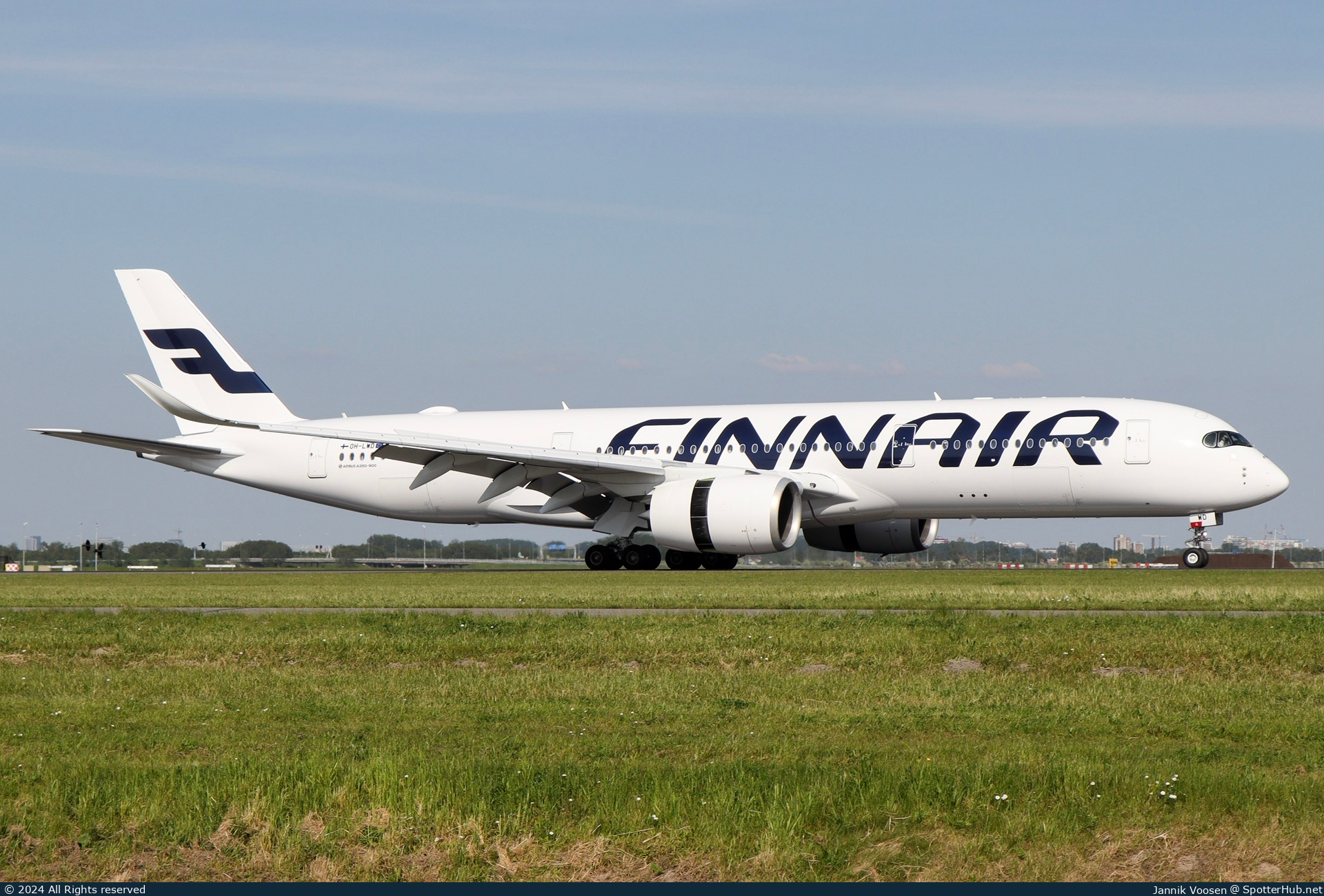 Photo of OH-LWD - Airbus A350-941 operated by Finnair