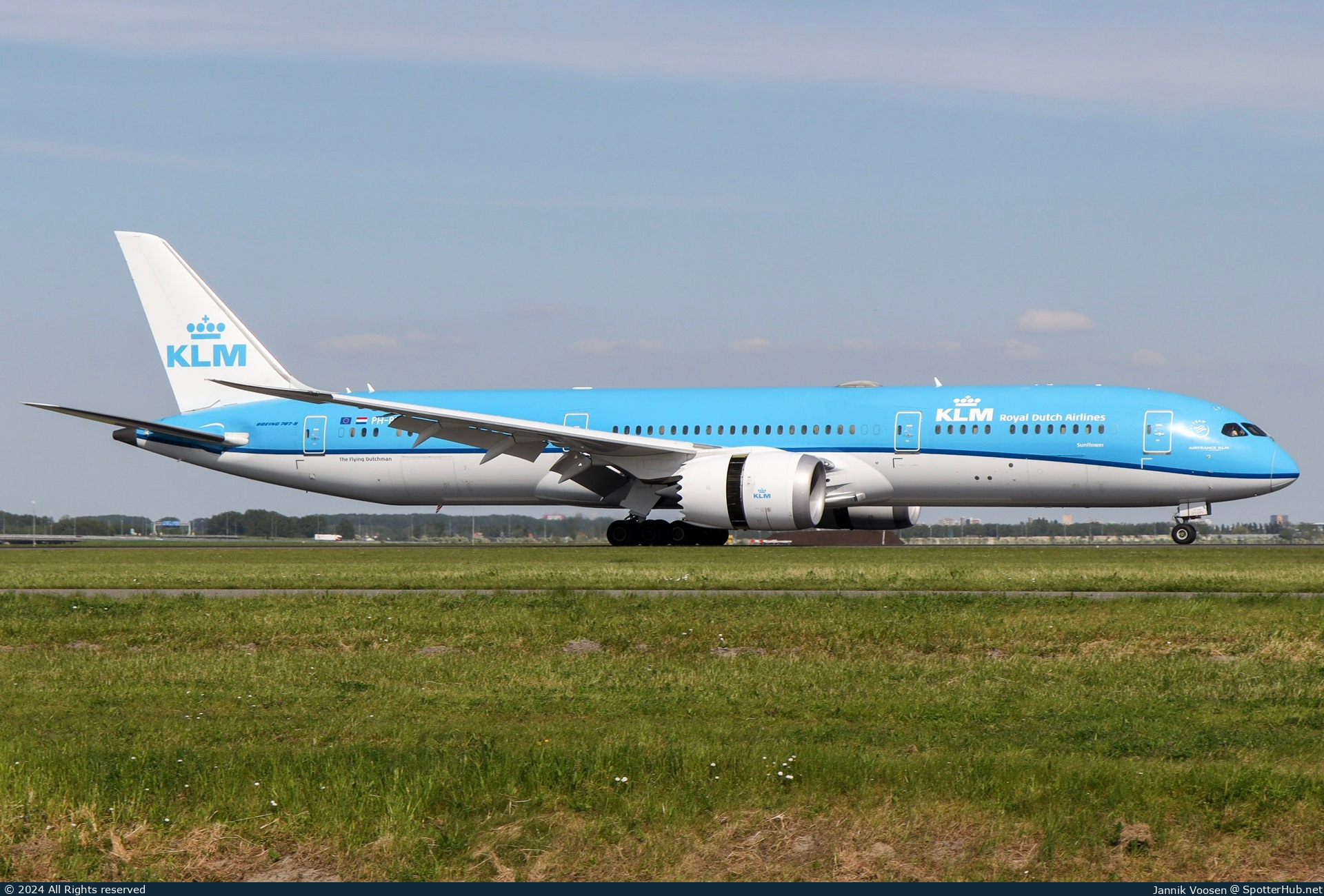 Photo of PH-BHC - Boeing 787-9 Dreamliner operated by KLM Royal Dutch Airlines