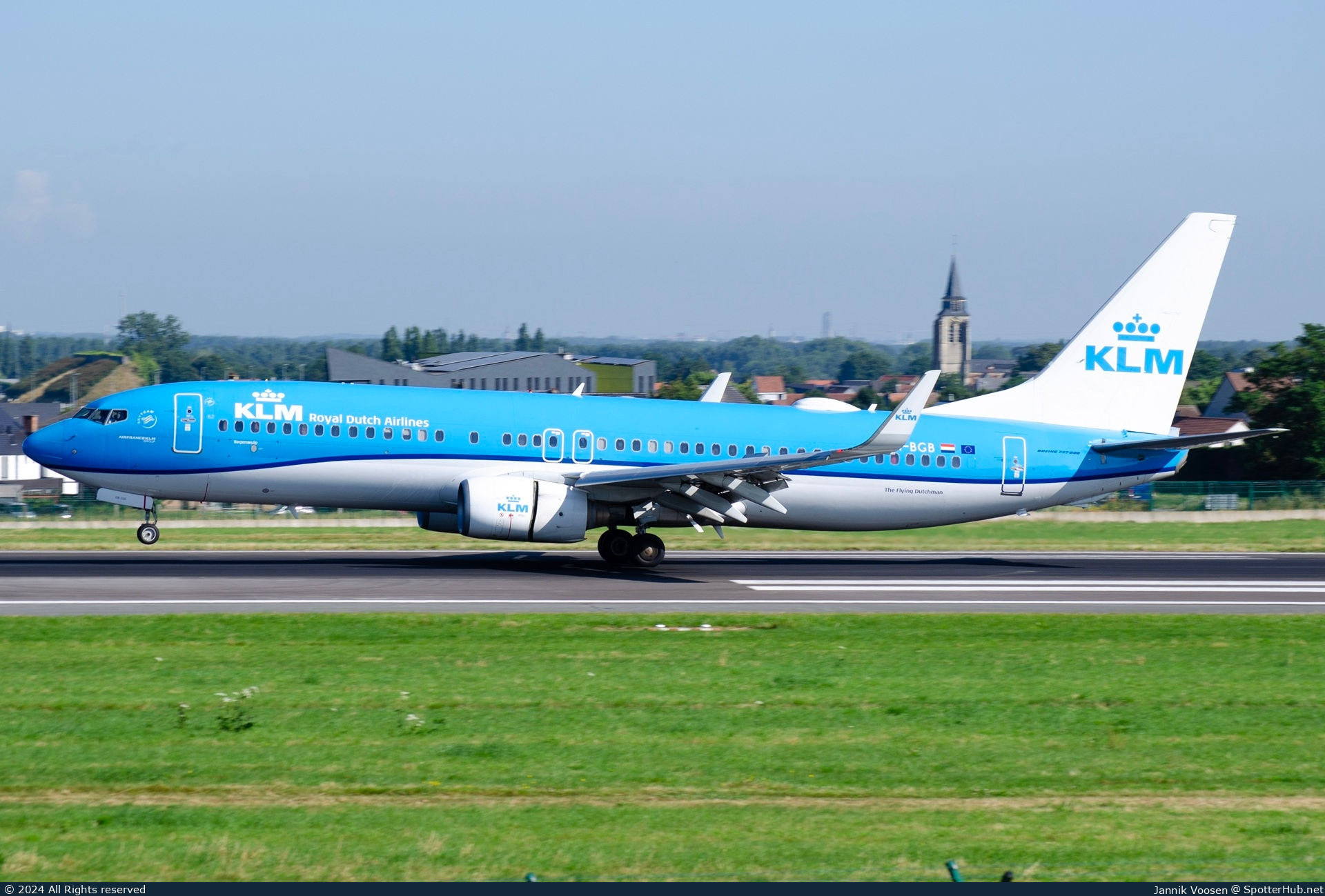 Photo of PH-BGB - Boeing 737-8K2 operated by KLM Royal Dutch Airlines