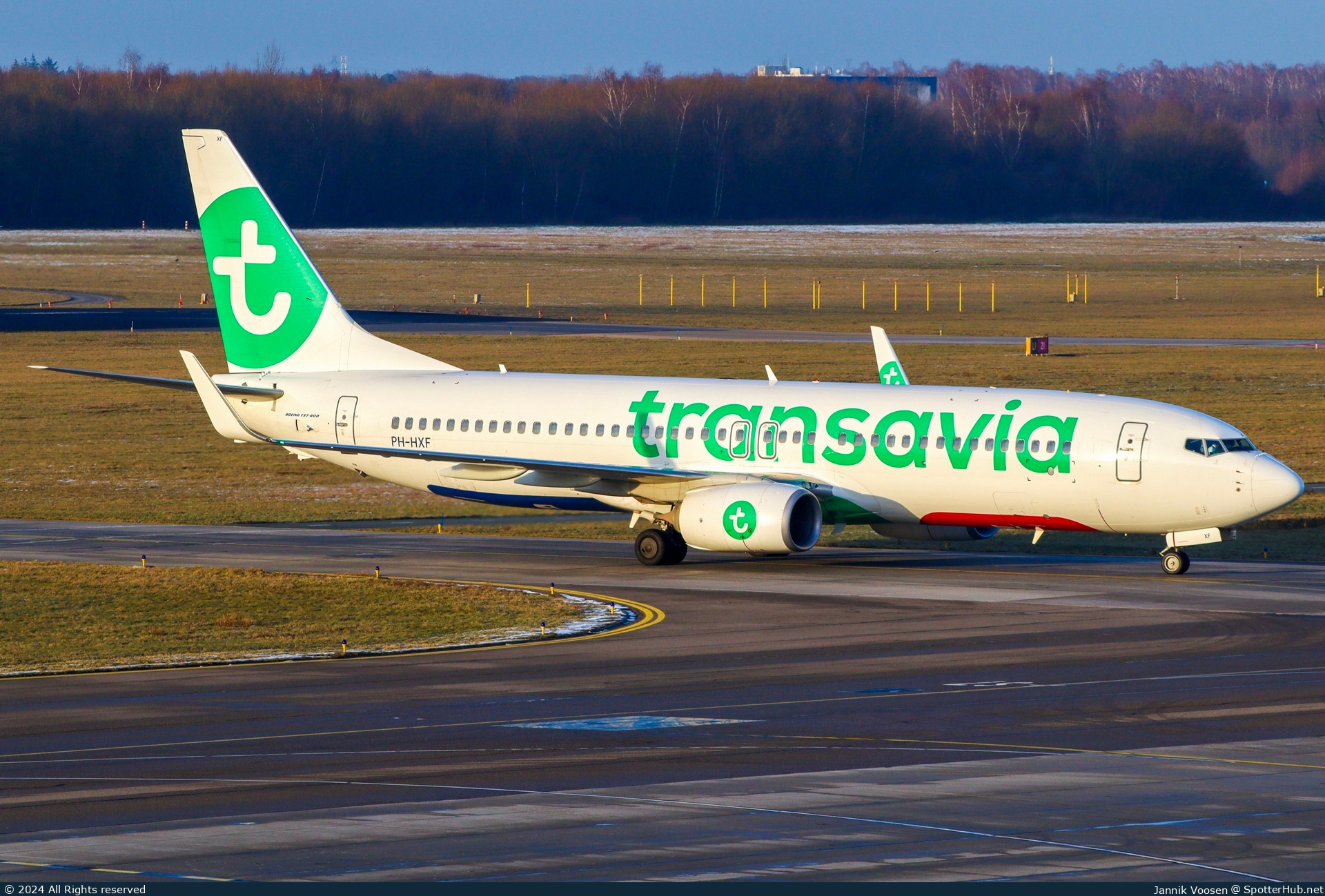 Photo of PH-HXF - Boeing 737-8K2 operated by Transavia