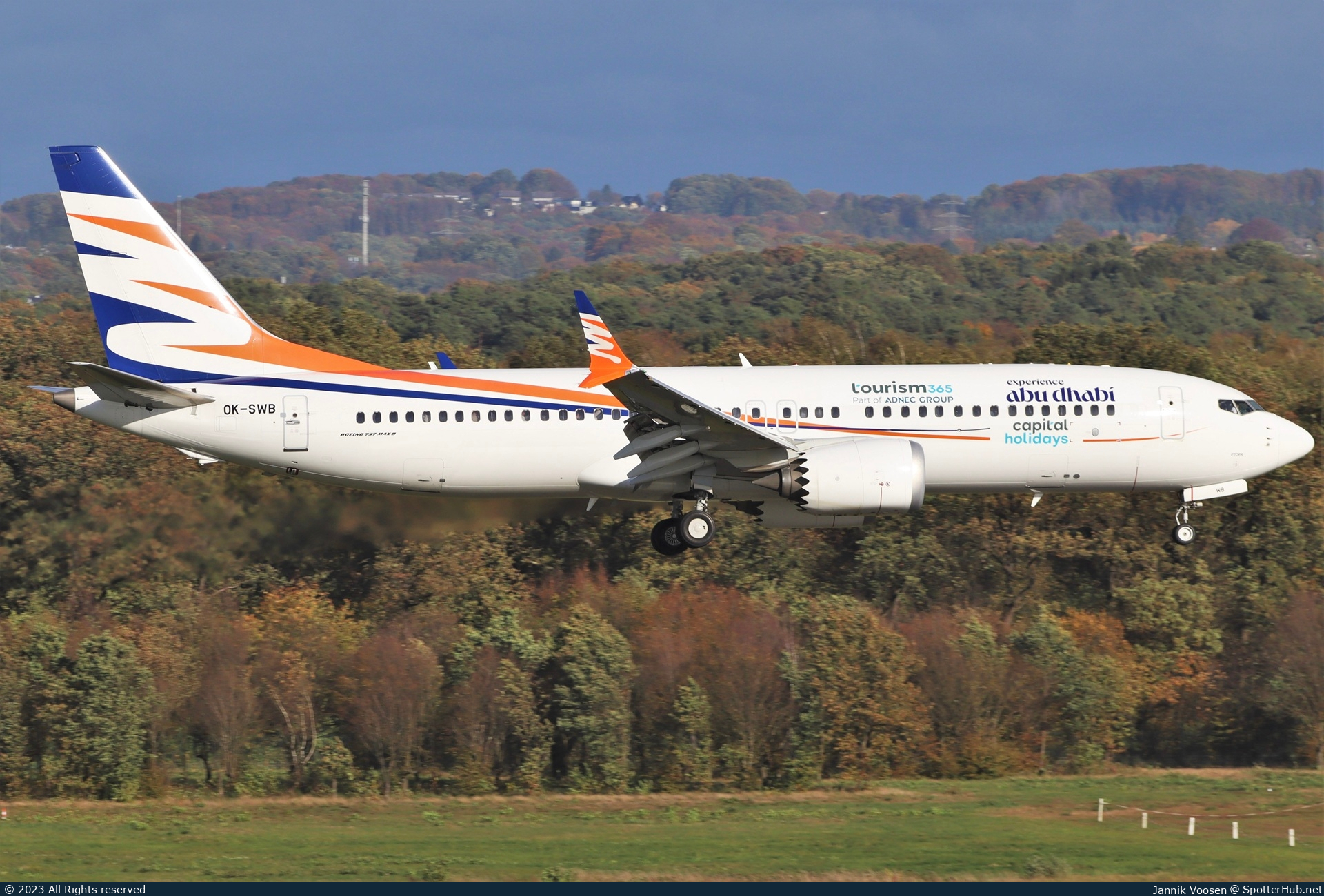 Photo of OK-SWB - Boeing 737 MAX 8 operated by SmartWings