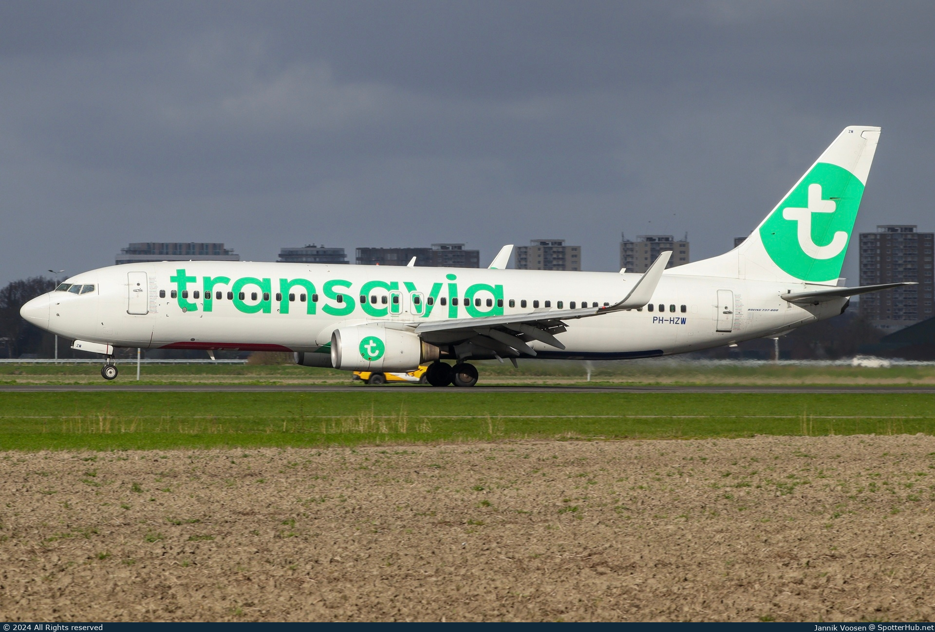 Photo of PH-HZW - Boeing 737-8K2 operated by Transavia