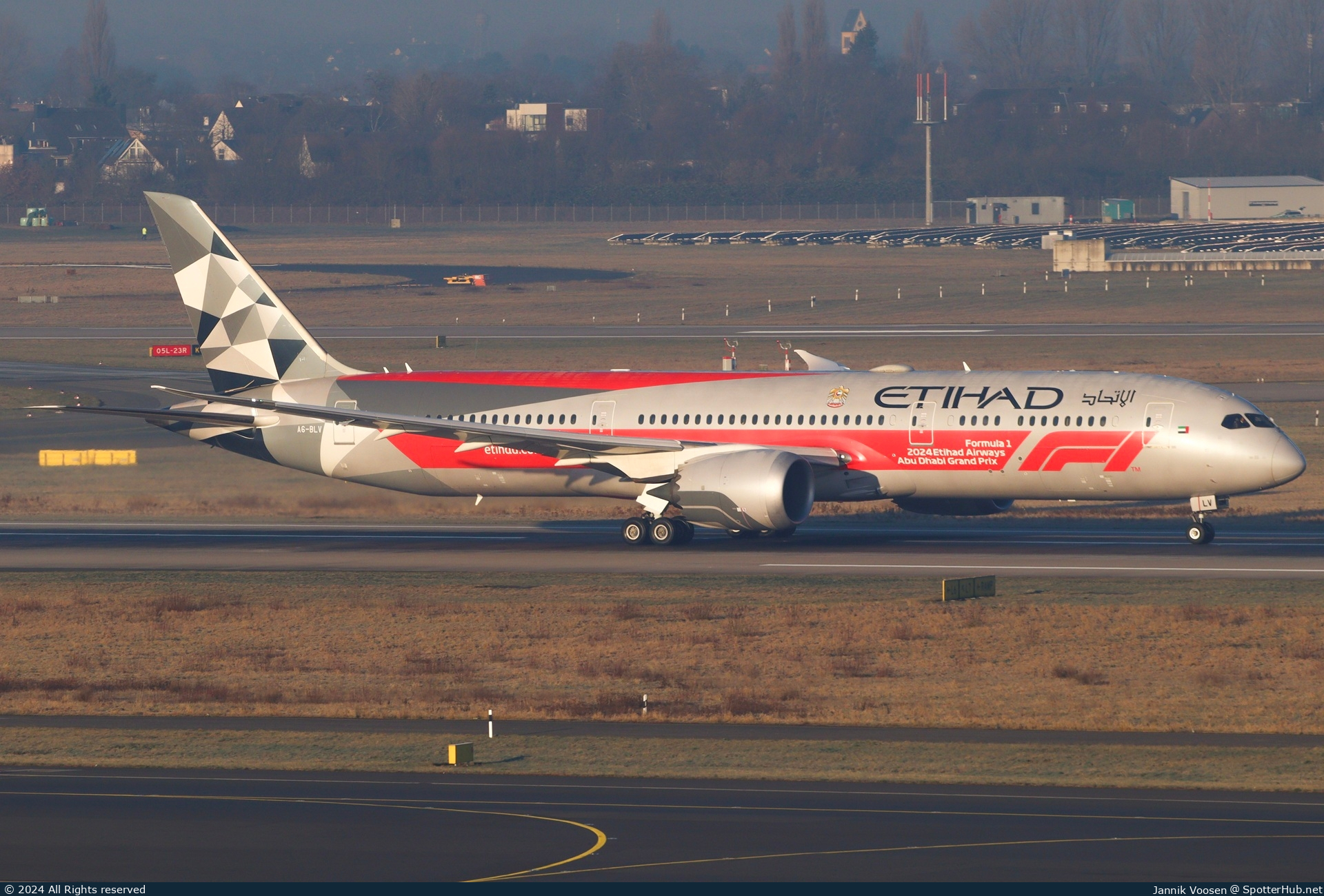 Photo of A6-BLV - Boeing 787-9 Dreamliner operated by Etihad Airways