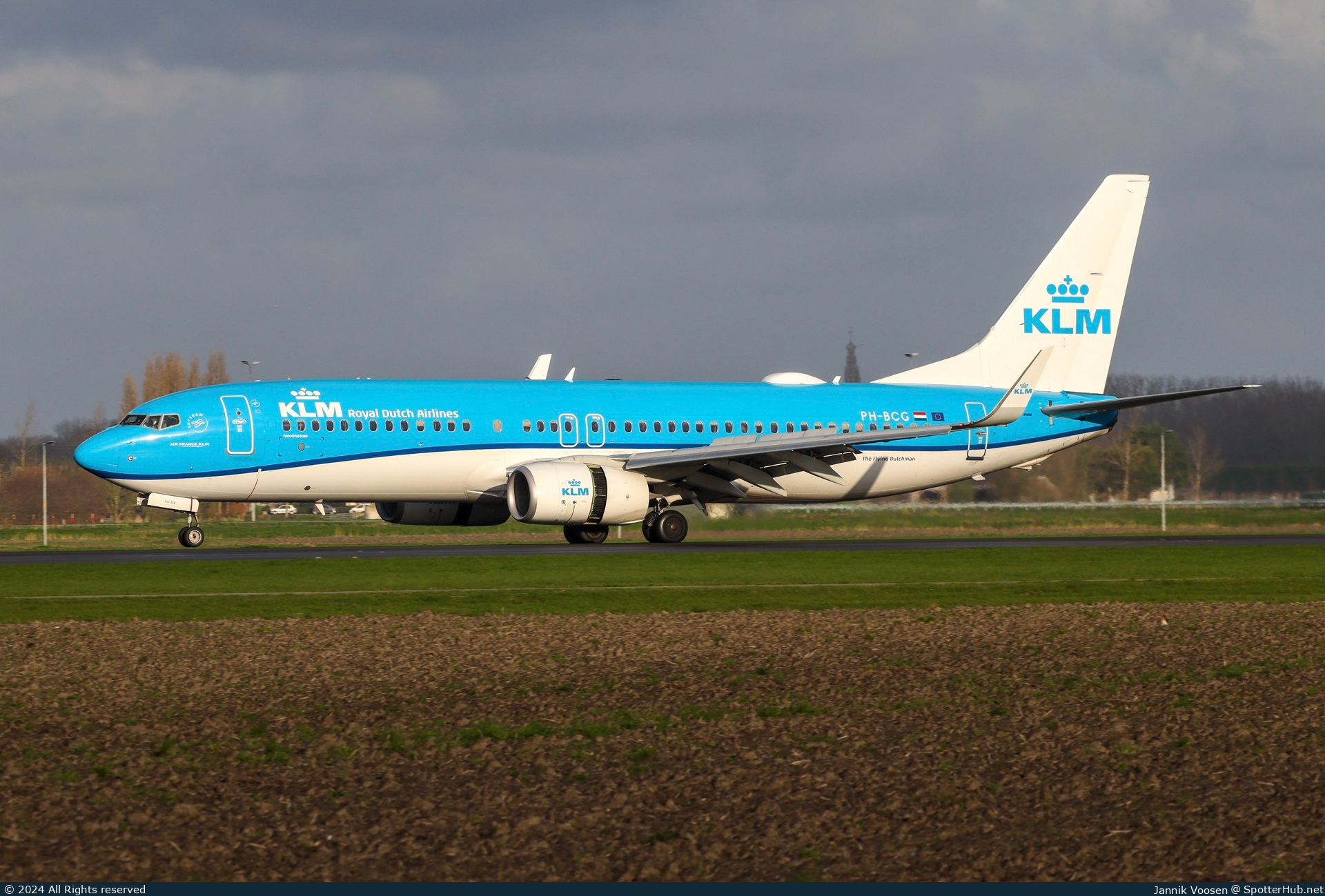 Photo of PH-BCG - Boeing 737-8K2 operated by KLM Royal Dutch Airlines