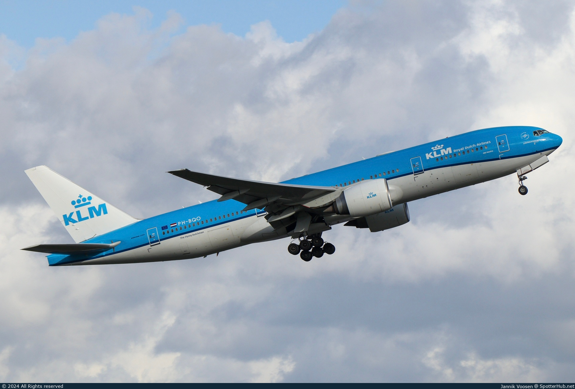 Photo of PH-BQO - Boeing 777-206(ER) operated by KLM Royal Dutch Airlines