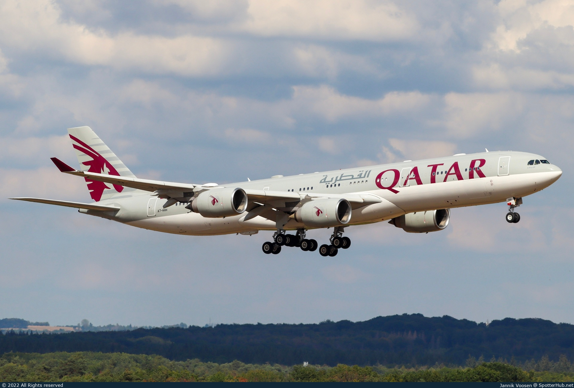 Photo of A7-HHH - Airbus A340-541 operated by Qatar Amiri Flight