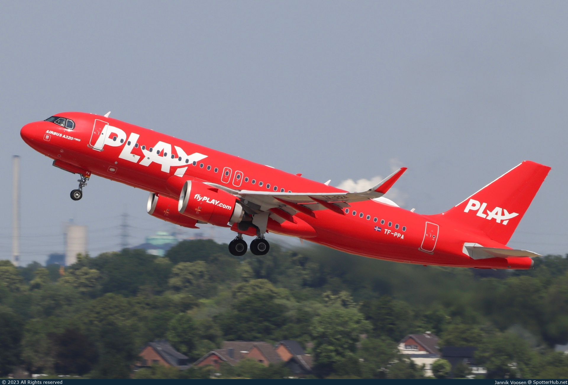 Photo of TF-PPA - Airbus A320-251N operated by PLAY