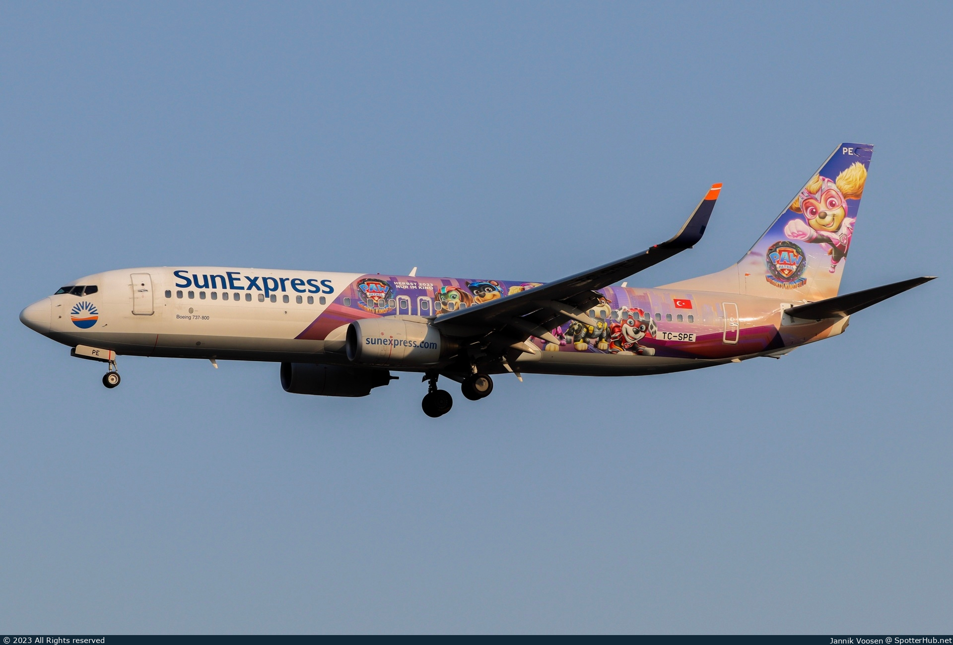 Photo of TC-SPE - Boeing 737-8HC operated by SunExpress