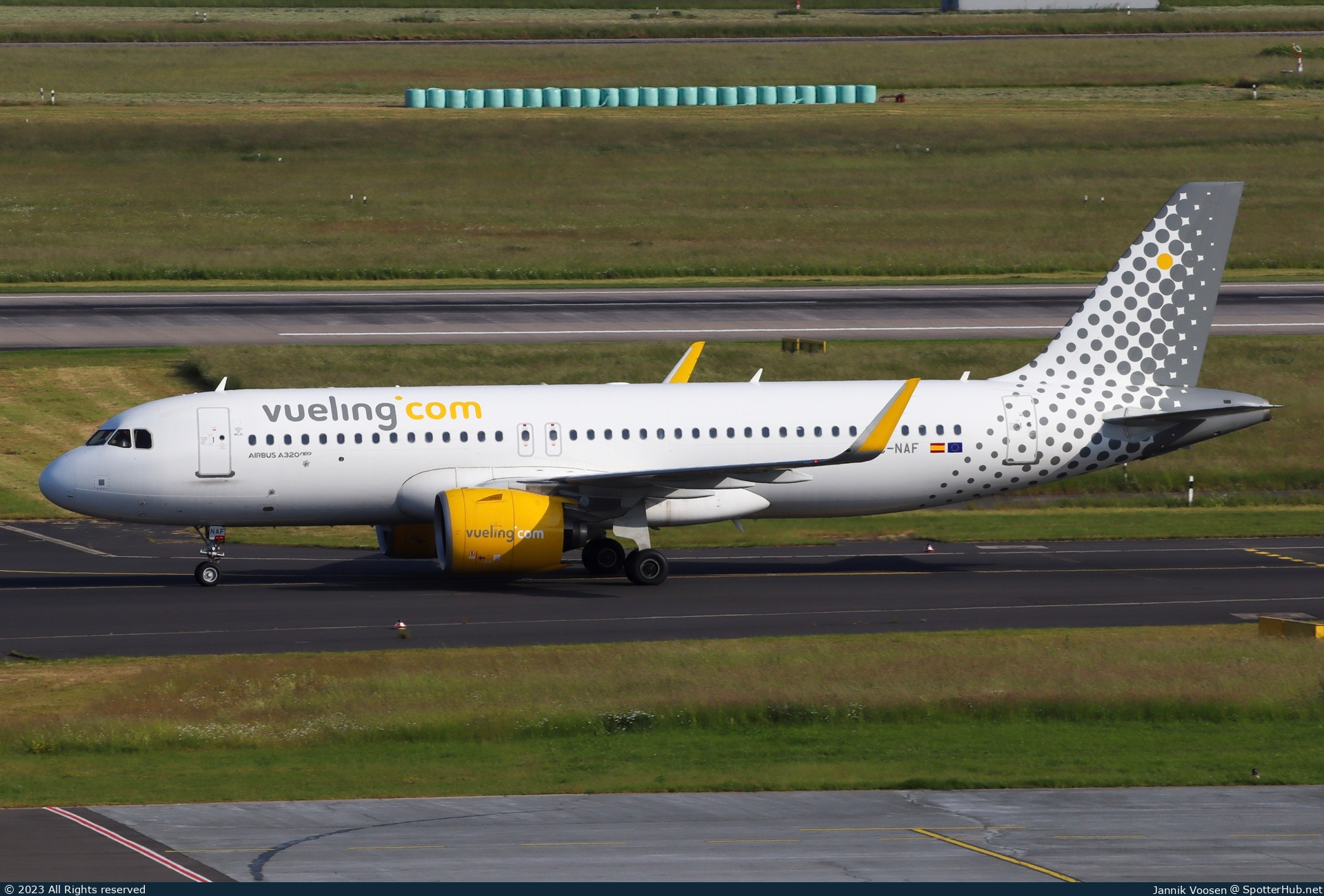 Photo of EC-NAF - Airbus A320-271N operated by Vueling
