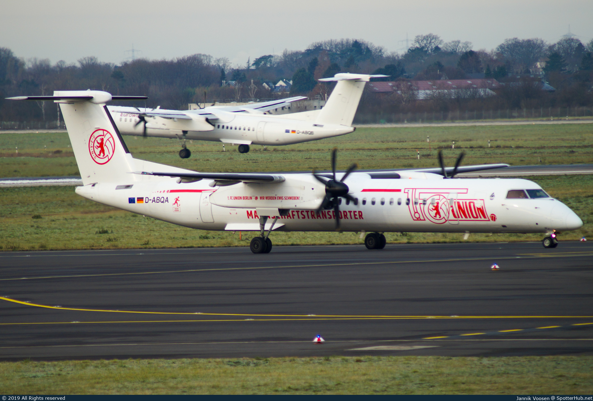 Photo of D-ABQA - Bombardier DHC-8-402 Dash 8 Q400 operated by LGW Luftfahrtgesellschaft Walter