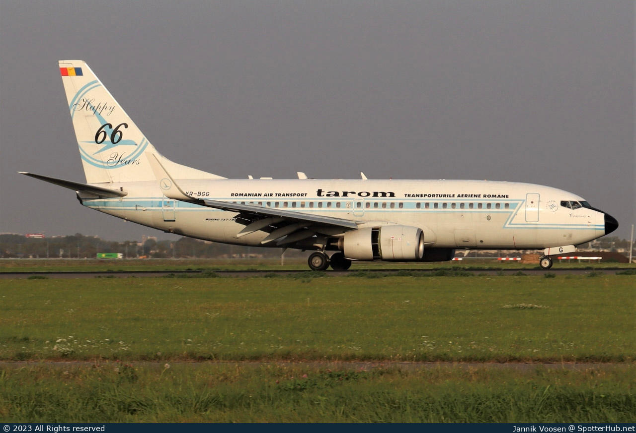 Photo of YR-BGG - Boeing 737-78J operated by Tarom - Romanian Air Transport