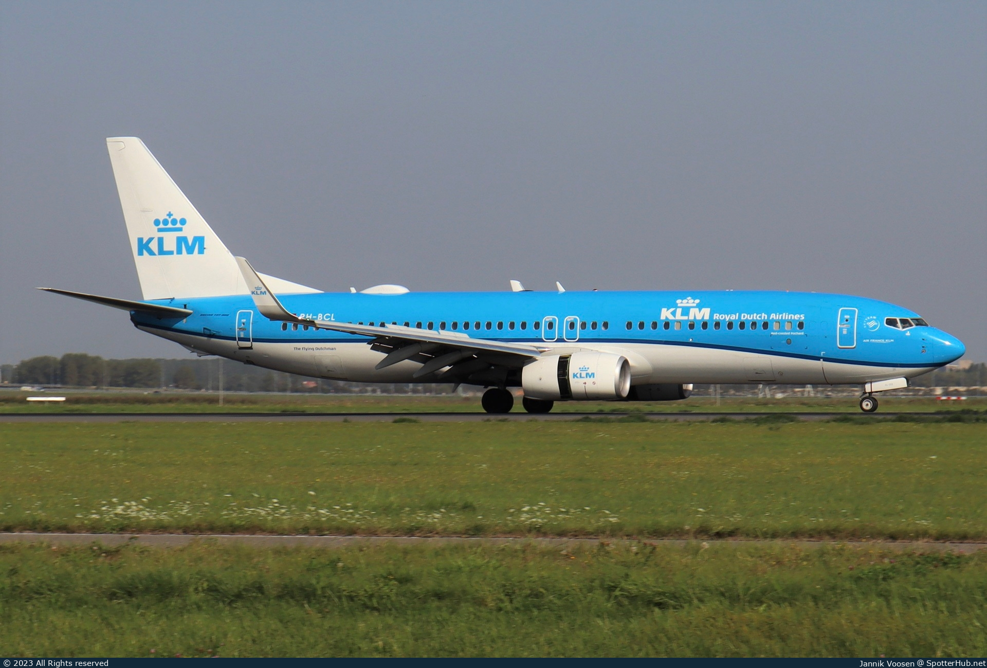 Photo of PH-BCL - Boeing 737-8K2 operated by KLM Royal Dutch Airlines