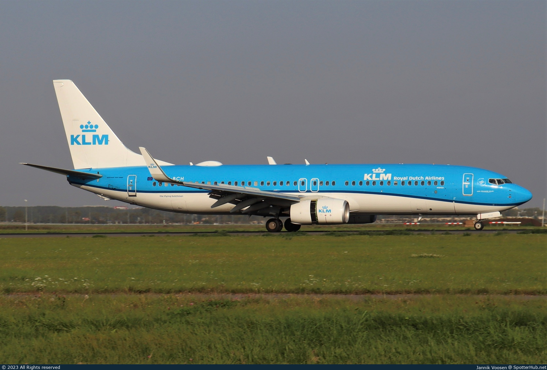 Photo of PH-BCH - Boeing 737-8K2 operated by KLM Royal Dutch Airlines
