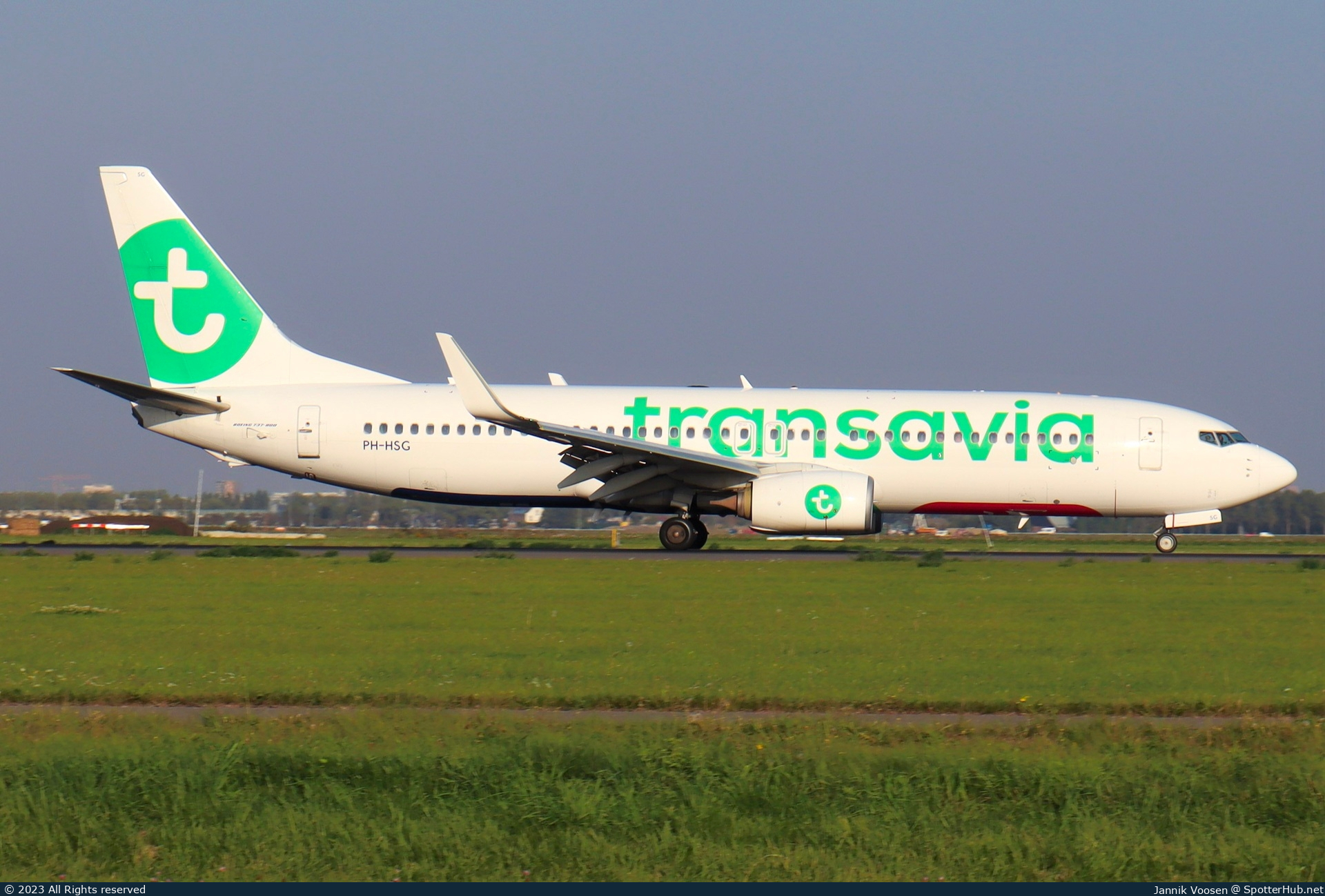 Photo of PH-HSG - Boeing 737-8K2 operated by Transavia