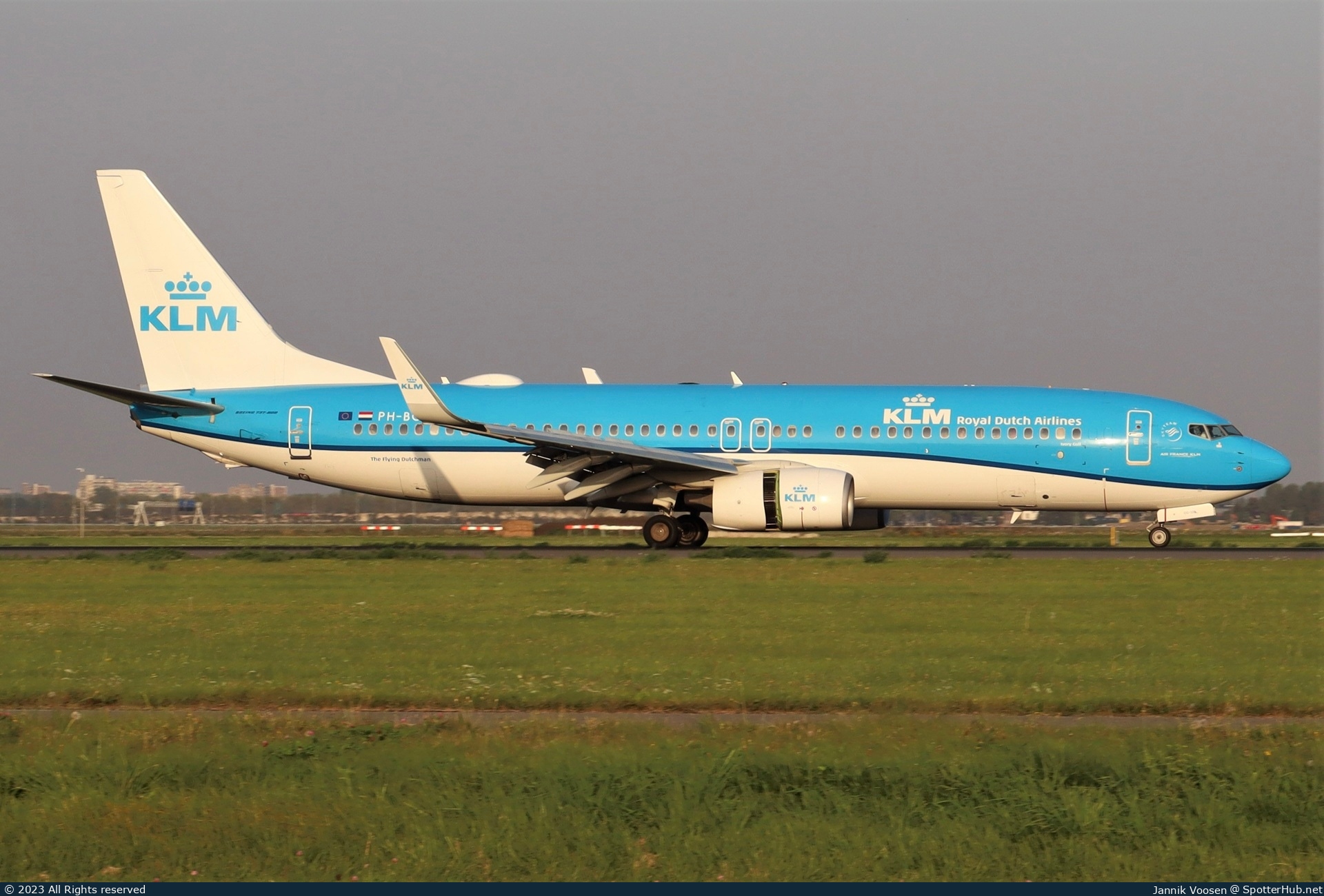Photo of PH-BCG - Boeing 737-8K2 operated by KLM Royal Dutch Airlines