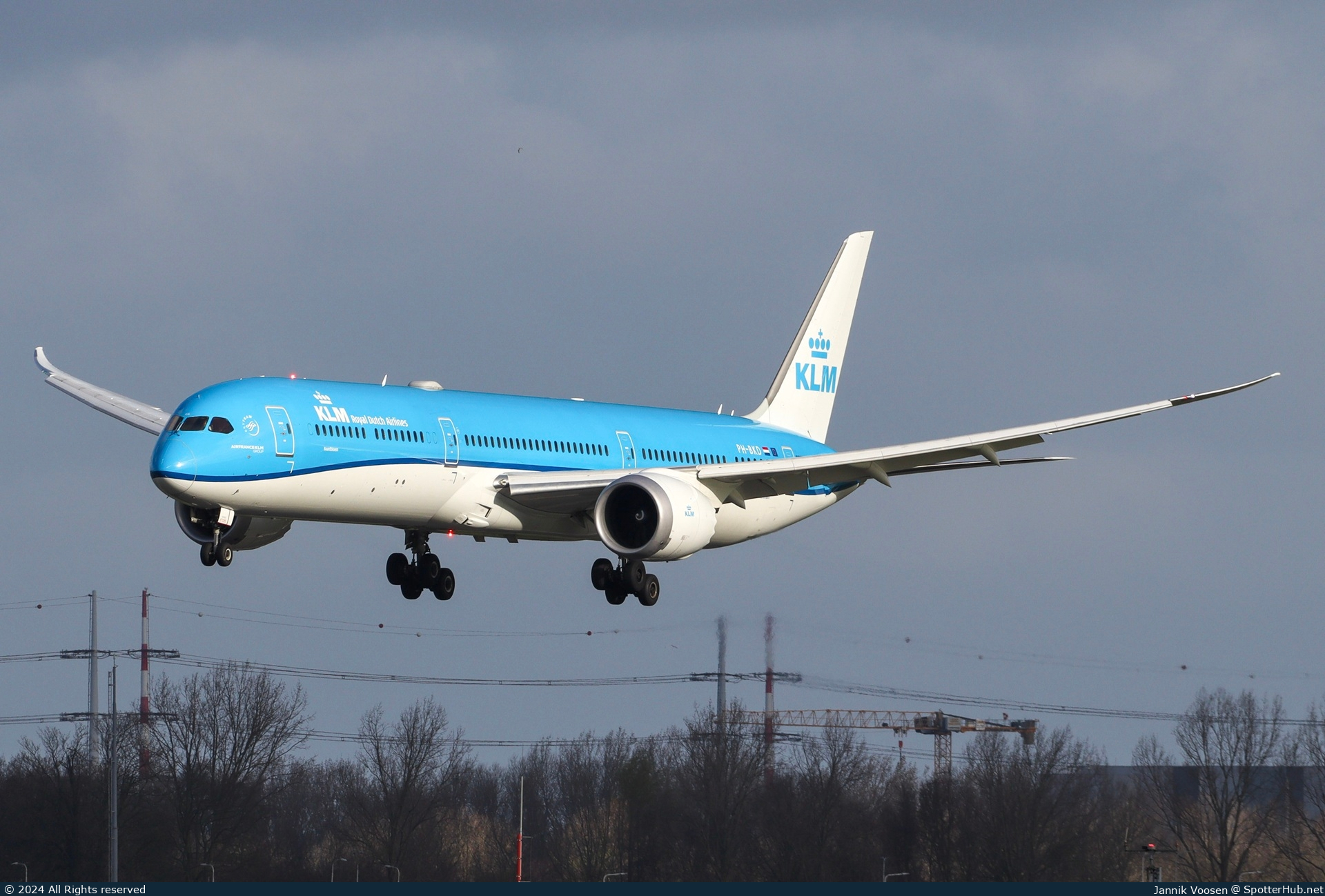 Photo of PH-BKD - Boeing 787-10 Dreamliner operated by KLM Royal Dutch Airlines