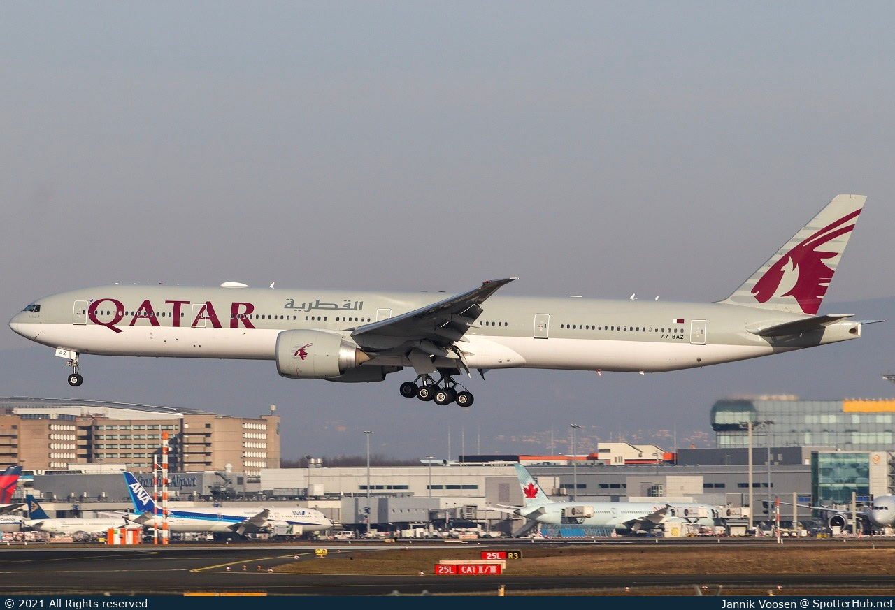 Photo of A7-BAZ - Boeing 777-3DZ(ER) operated by Qatar Airways