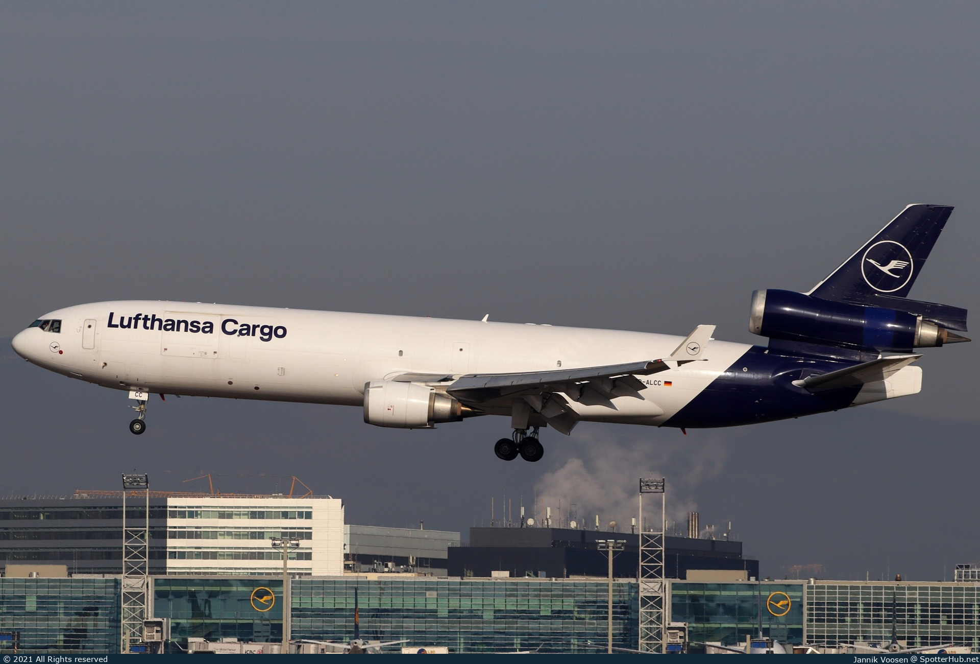 Photo of D-ALCC - McDonnell Douglas MD-11(F) operated by Lufthansa Cargo