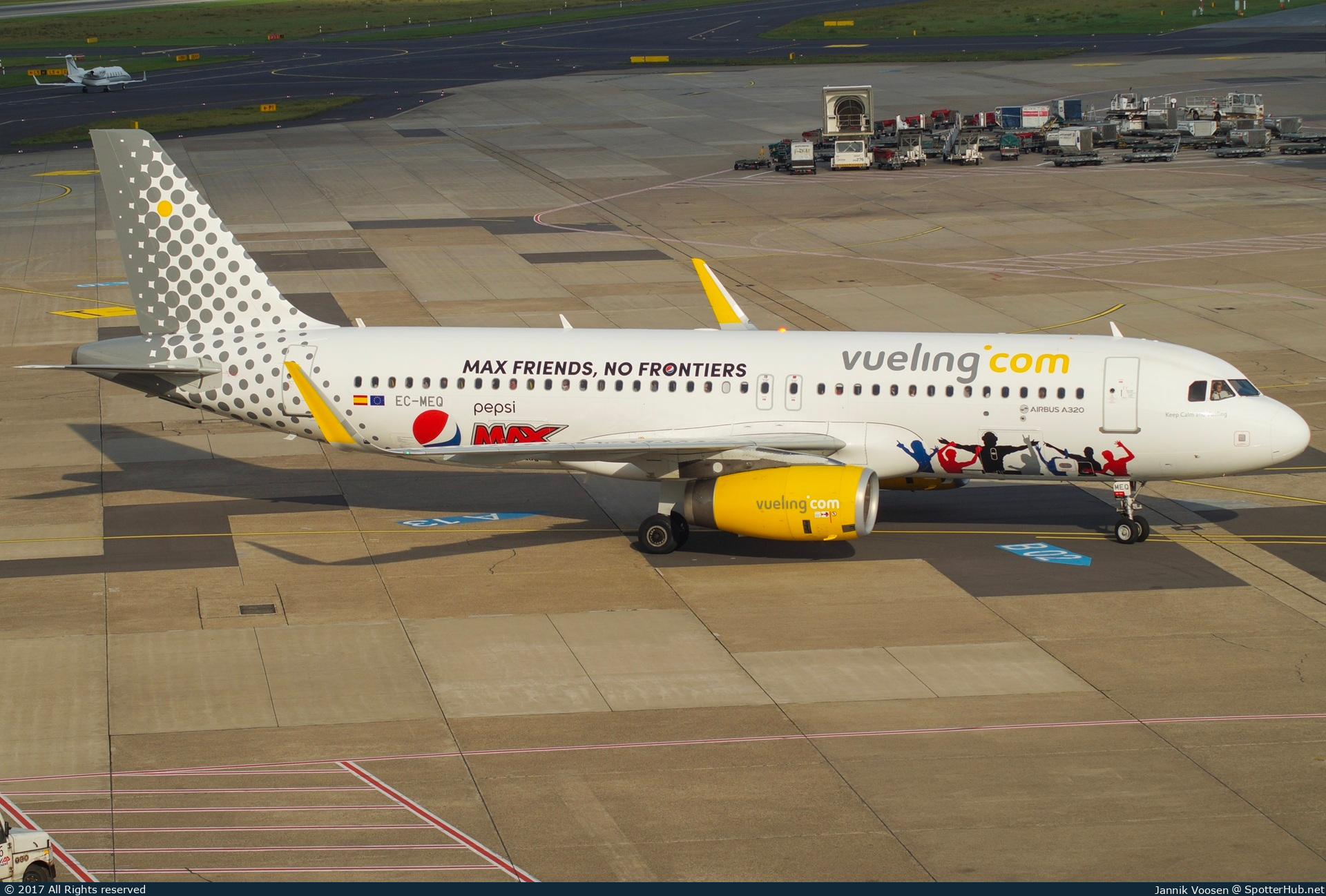 Photo of EC-MEQ - Airbus A320-232 operated by Vueling