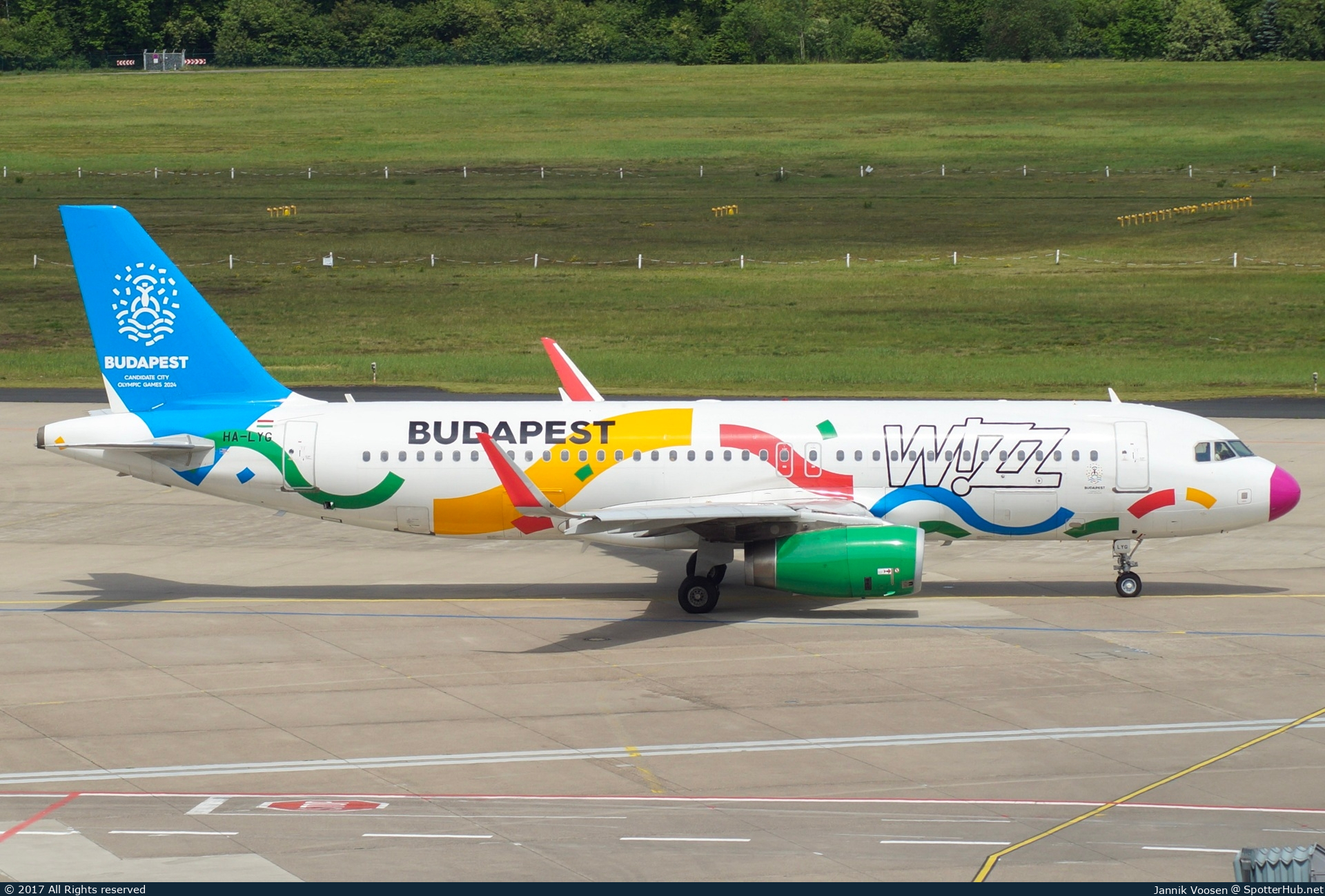 Photo of HA-LYG - Airbus A320-232 operated by Wizz Air