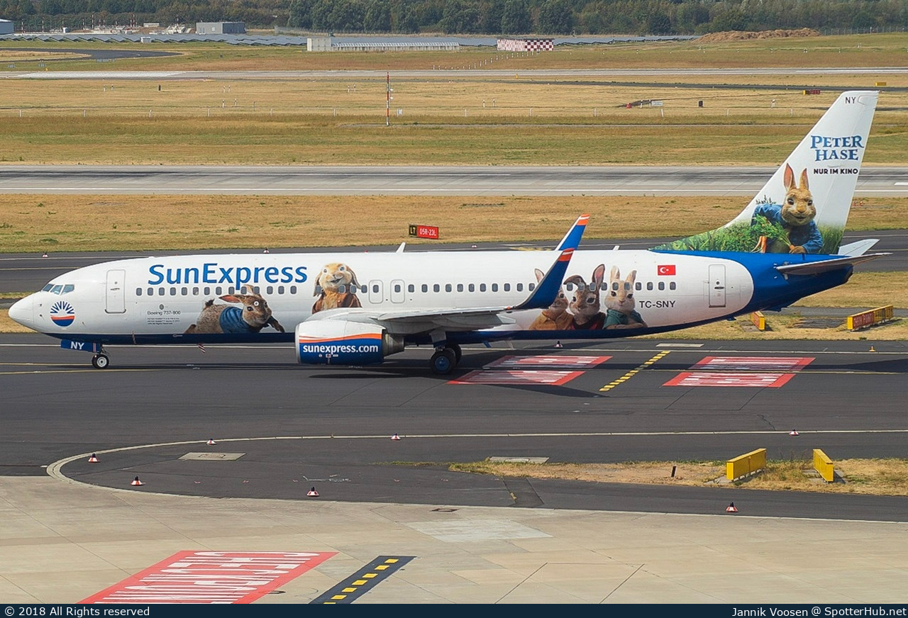 Photo of TC-SNY - Boeing 737-8K5 operated by SunExpress