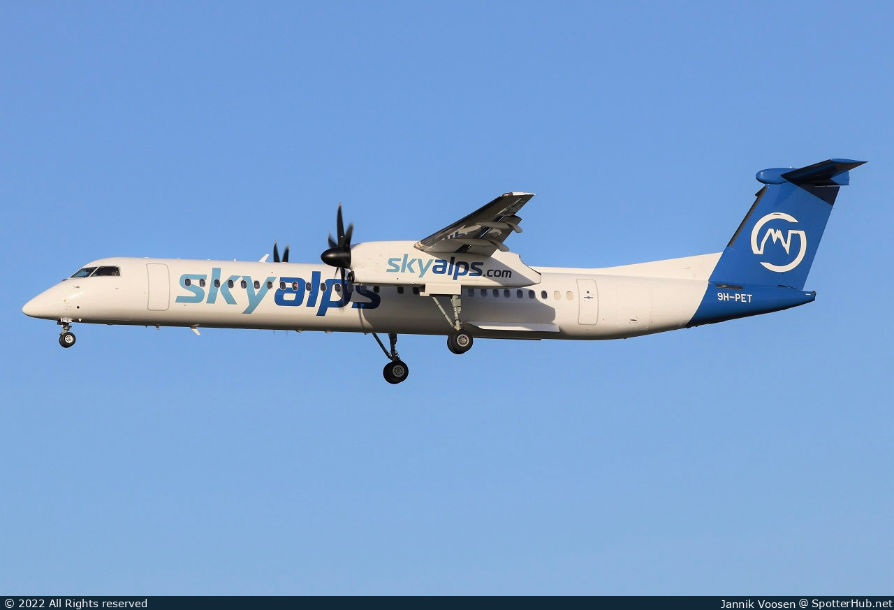 Photo of 9H-PET - Bombardier DHC-8-402 Dash 8 Q400 operated by SkyAlps