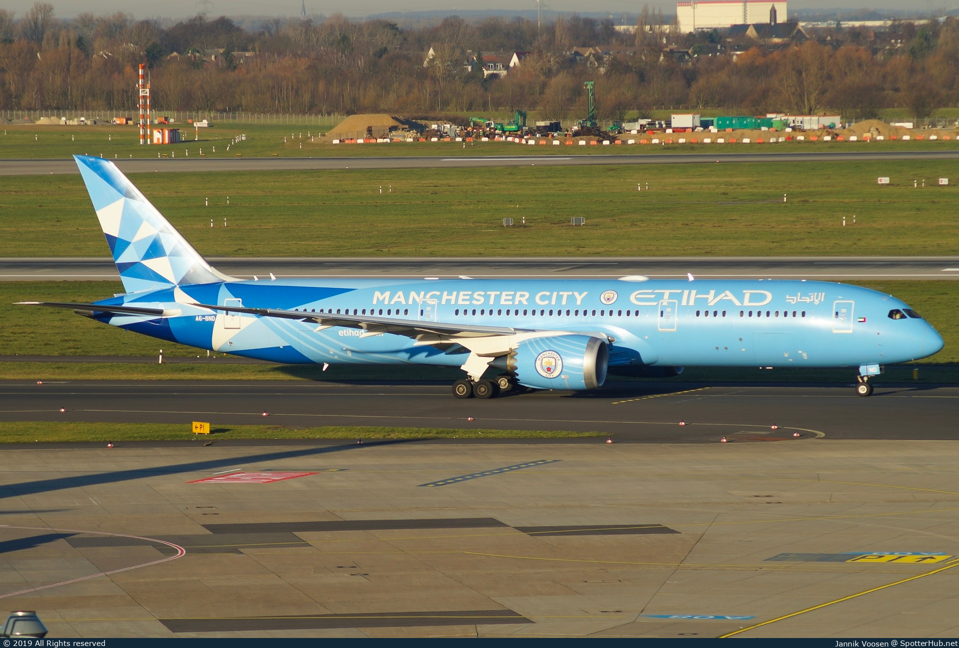 Photo of A6-BND - Boeing 787-9 Dreamliner operated by Etihad Airways