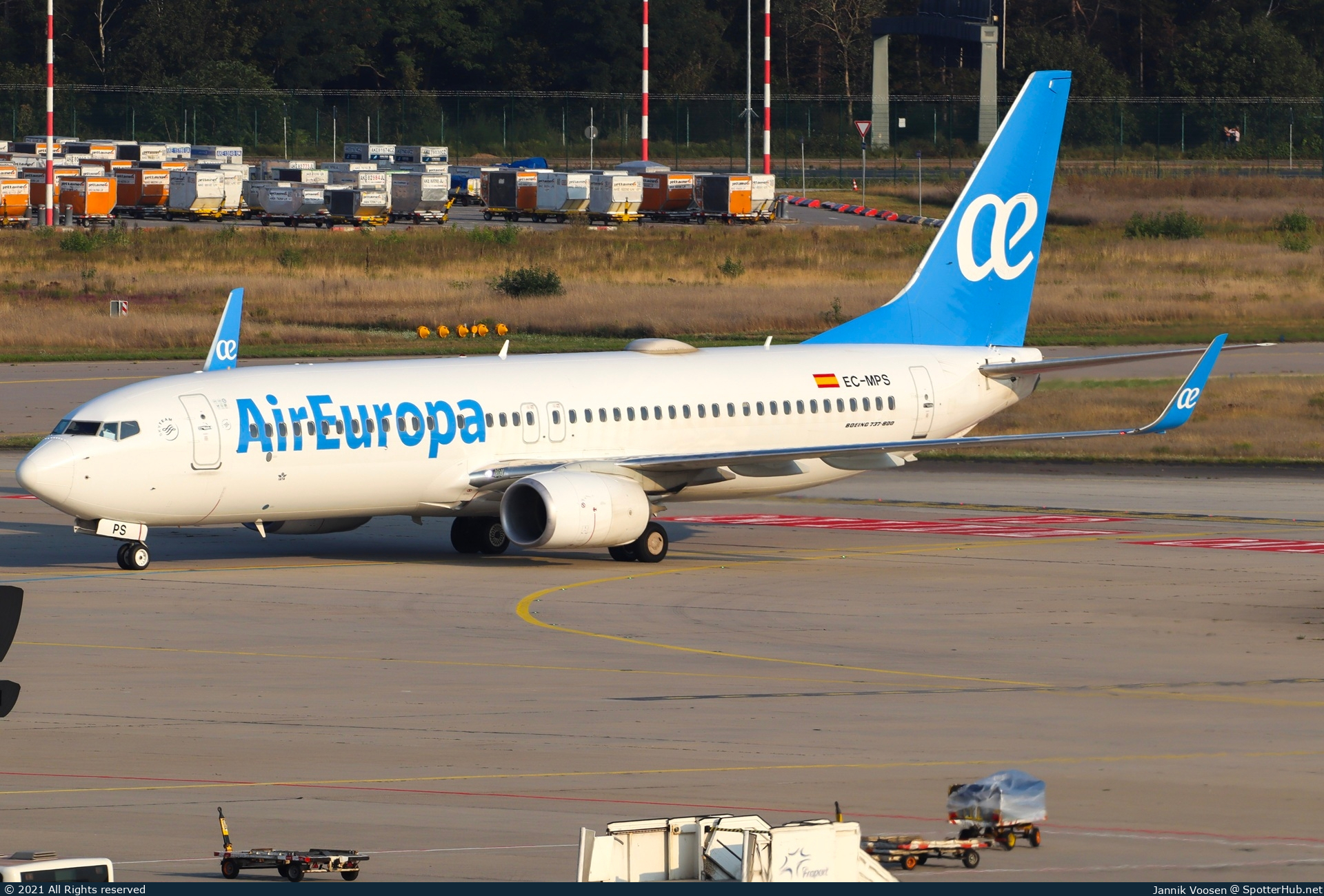 Photo of EC-MPS - Boeing 737-85P operated by Air Europa