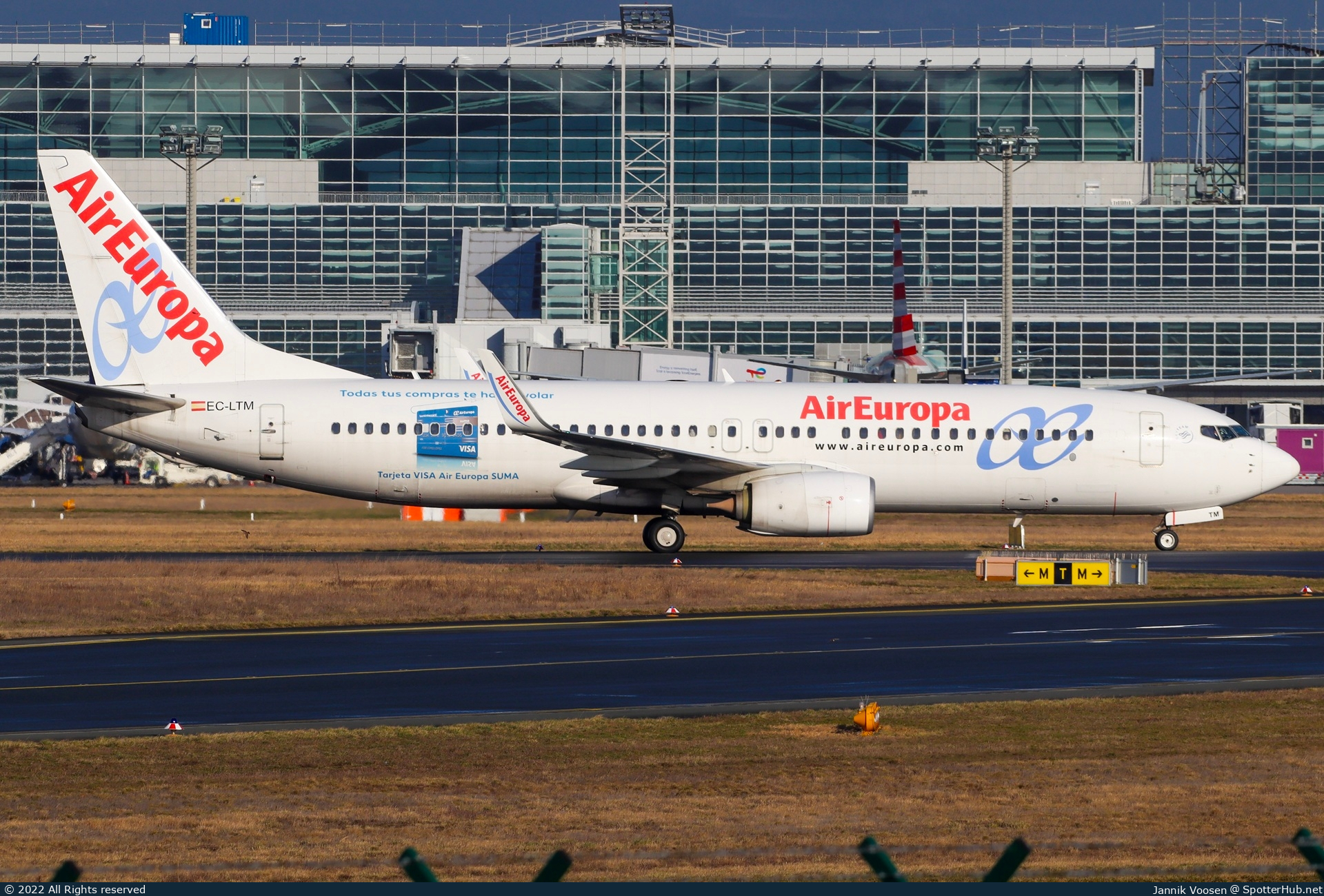 Photo of EC-LUT - Boeing 737-85P operated by Air Europa
