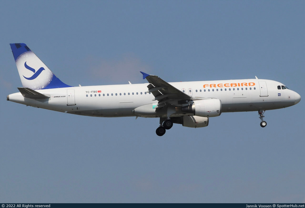 Photo of TC-FBO - Airbus A320-214 operated by Freebird Airlines